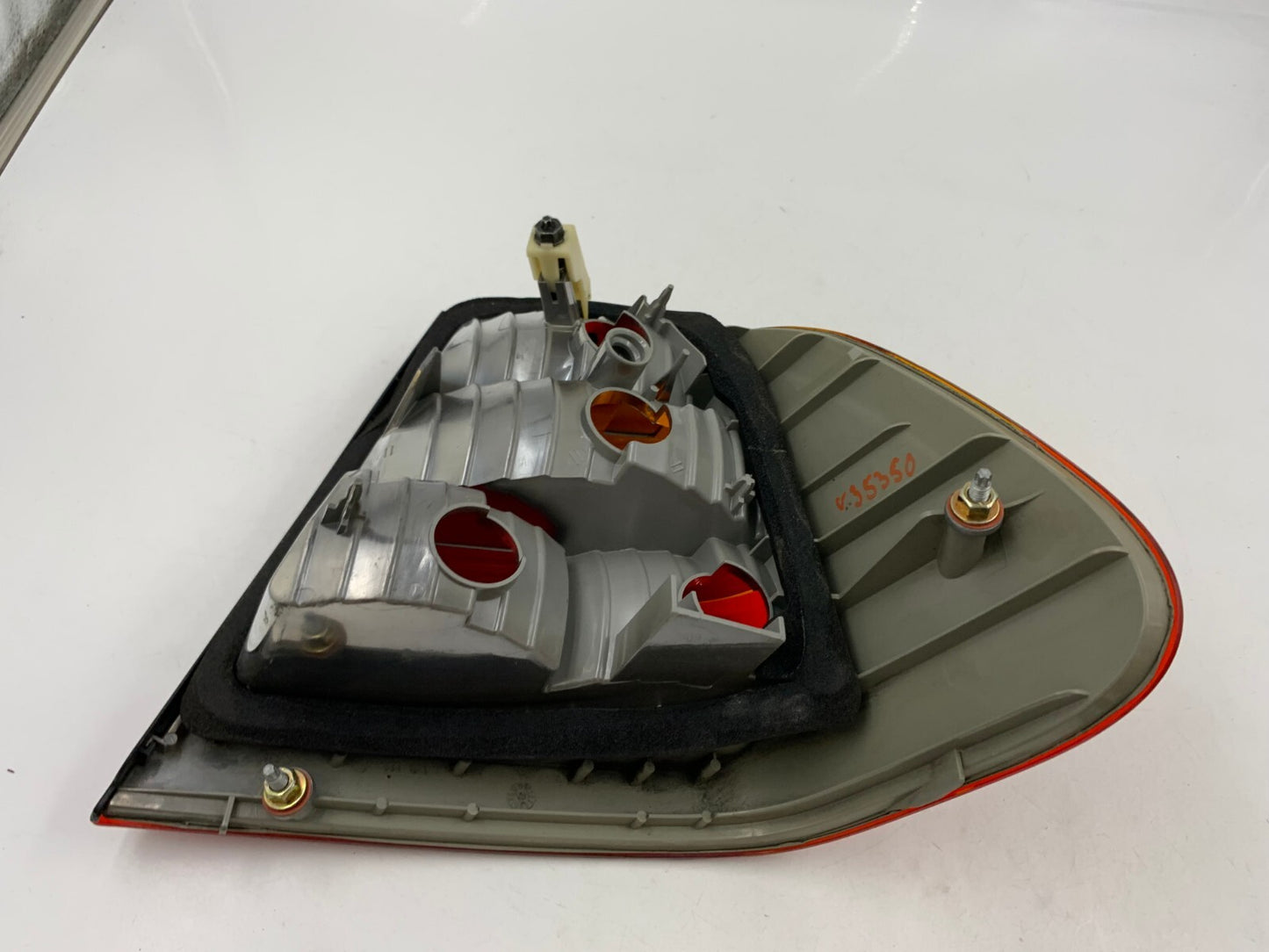 2004-2006 BMW 350i Coupe Driver Side Taillight Tail Light OEM B04B10027