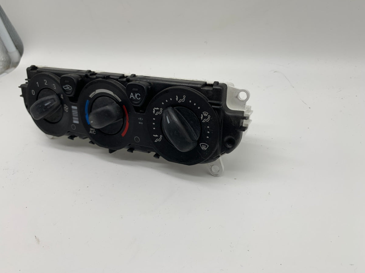 2015-2019 Ford Transit 150 250 350 AC Heater Climate Control Unit OEM B02B10034