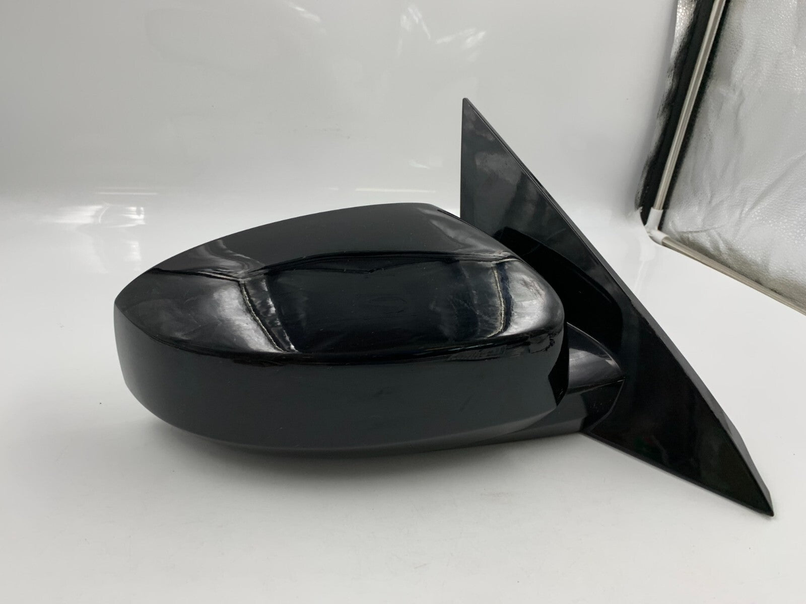 2004-2008 Nissan Maxima Passenger Side View Power Door Mirror Black E03B55051