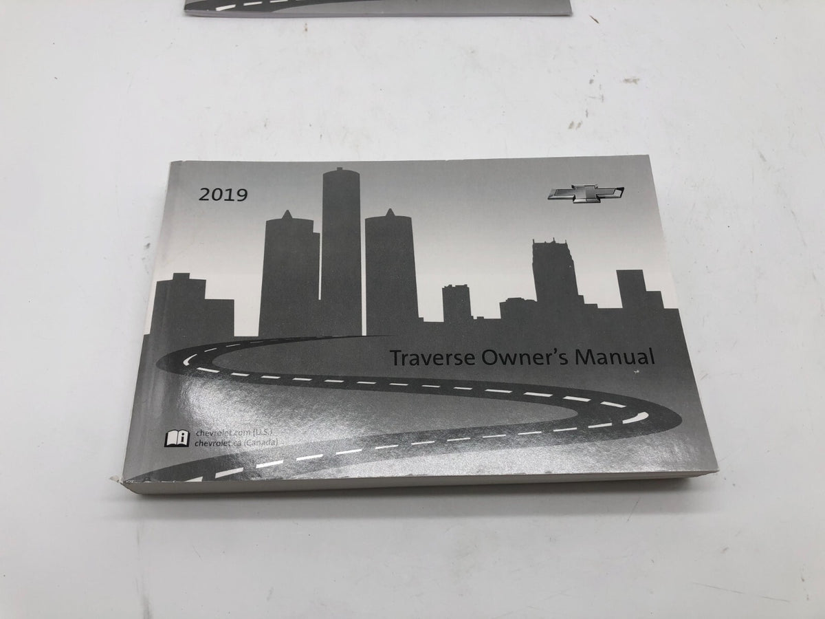 2019 Chevrolet Traverse Owners Manual Set OEM B03B63016