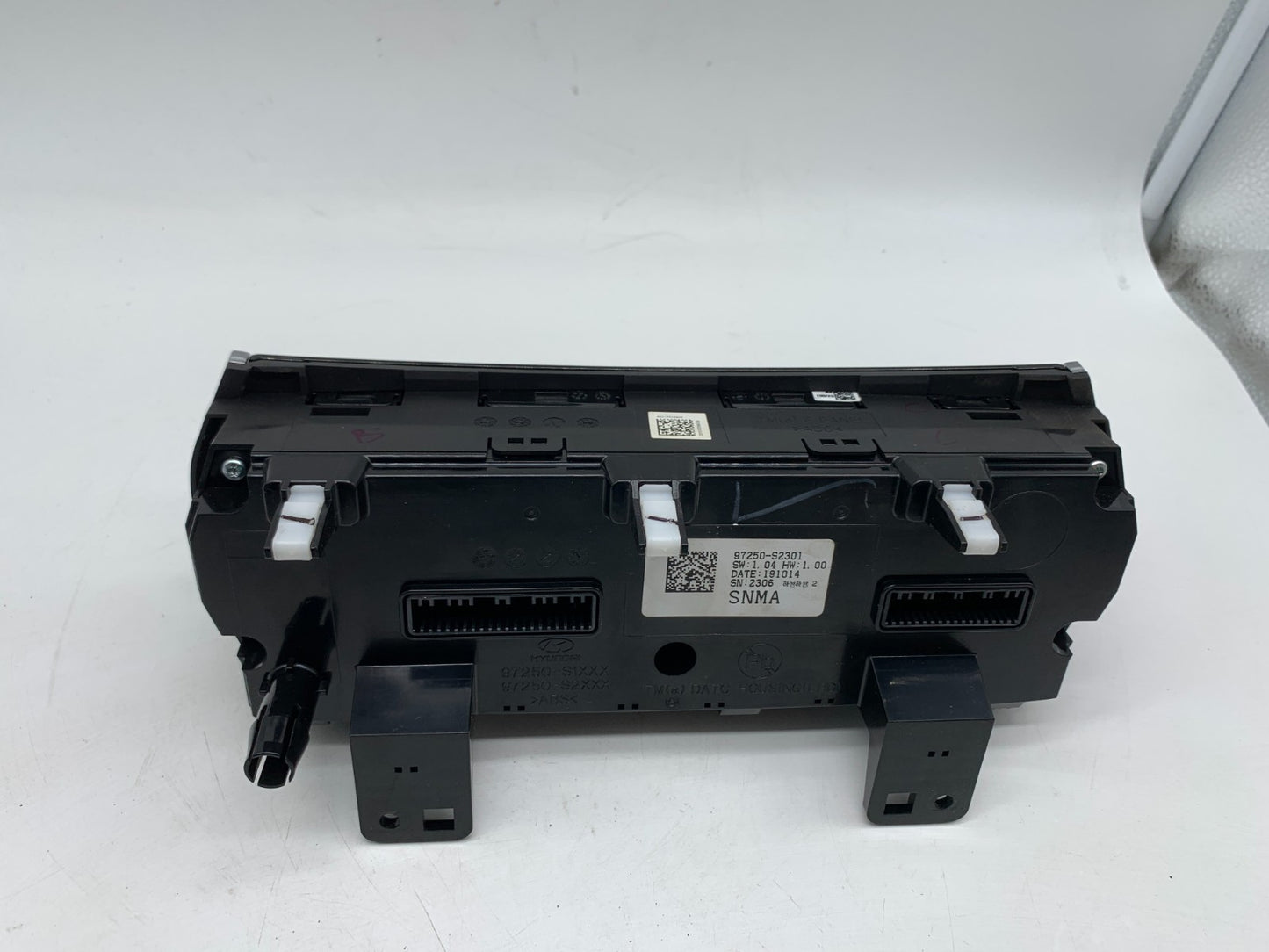 2018-2022 Hyundai Accent AC Heater Climate Control Unit OEM B02B24005