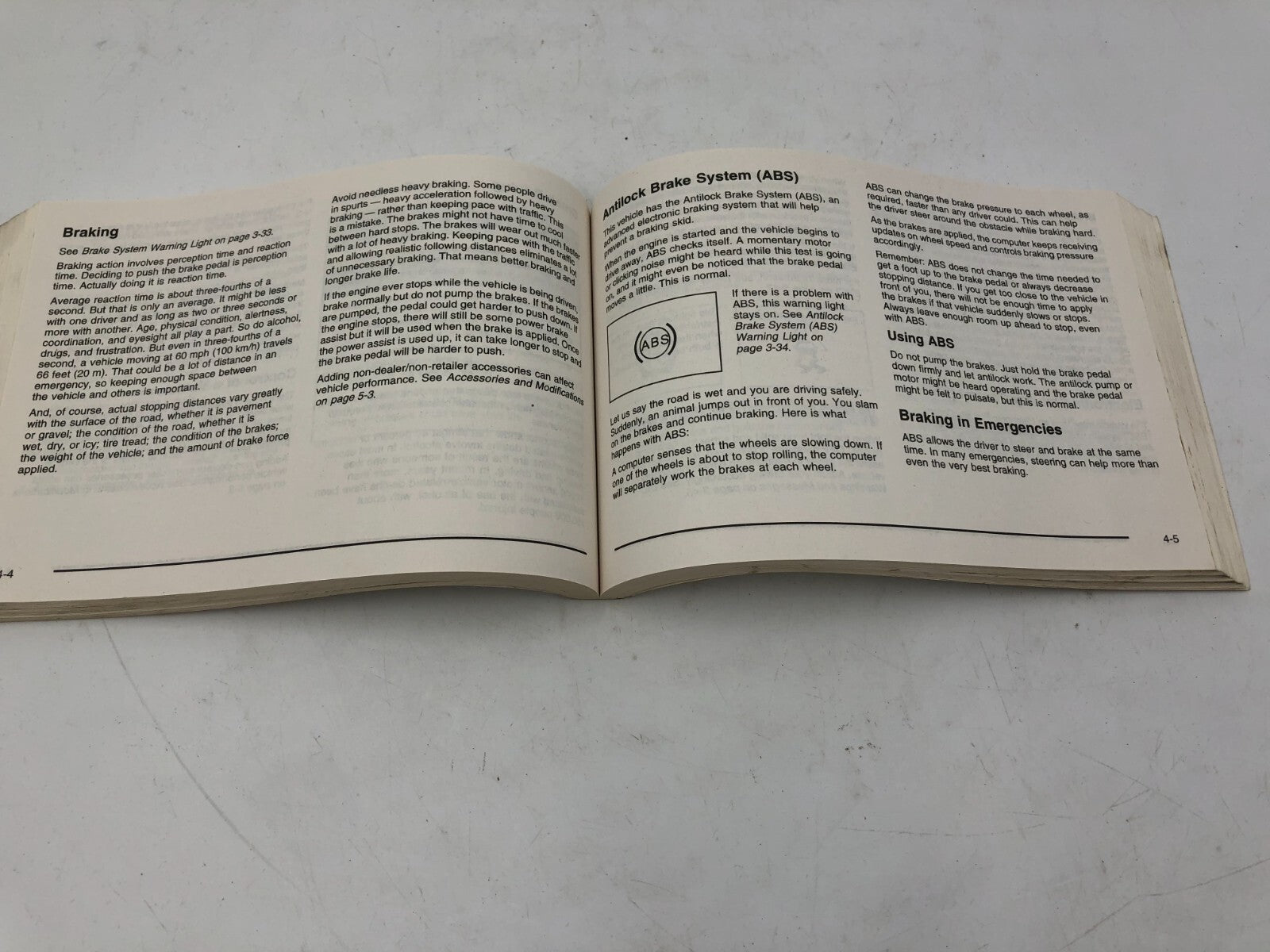 2009 Chevrolet Malibu Owners Manual OEM A04B43069