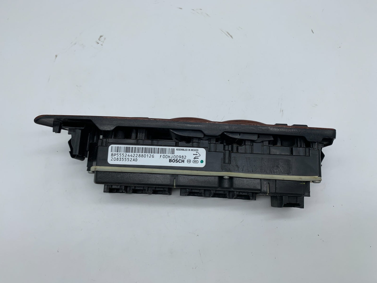 2007-2014 GMC Yukon Master Power Window Switch OEM D02B68013
