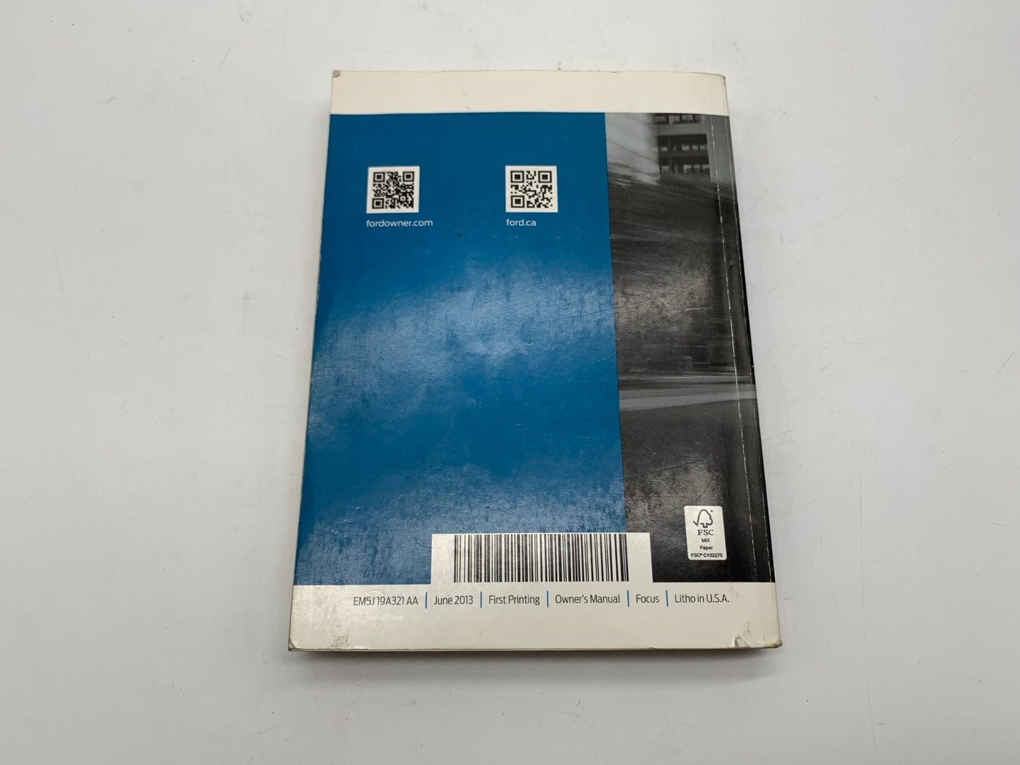 2014 Ford Focus Owners Manual with Case OEM B04B20011