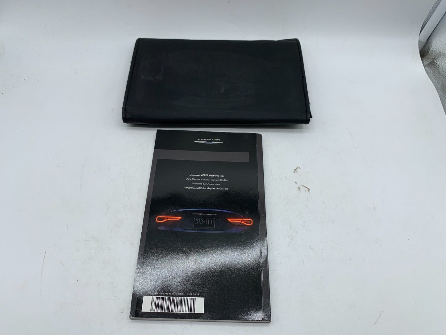 2015 Chrysler 200 Owners Manual with Case OEM C02B50024