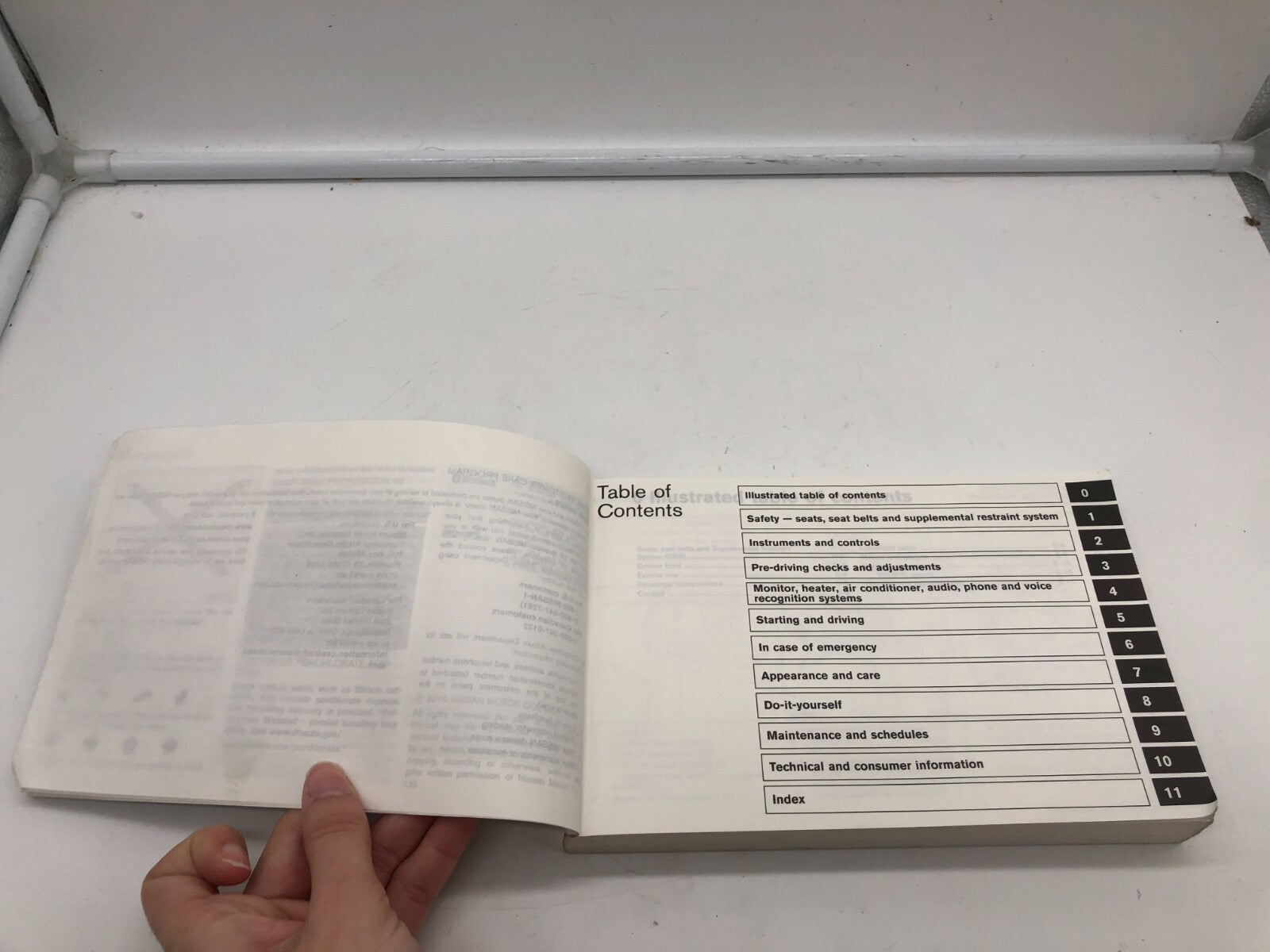 2017 Nissan Armada Sedan Owners Manual OEM A02B33006