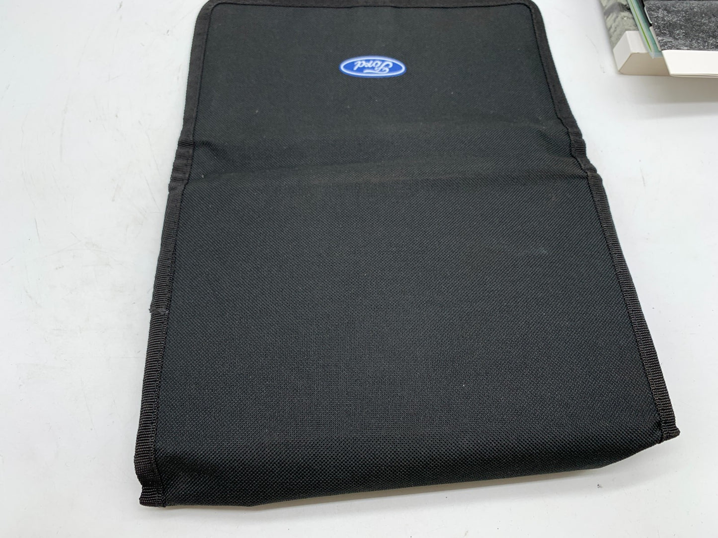 2020 Ford Escape Owners Manual Set with Case OEM C02B04005