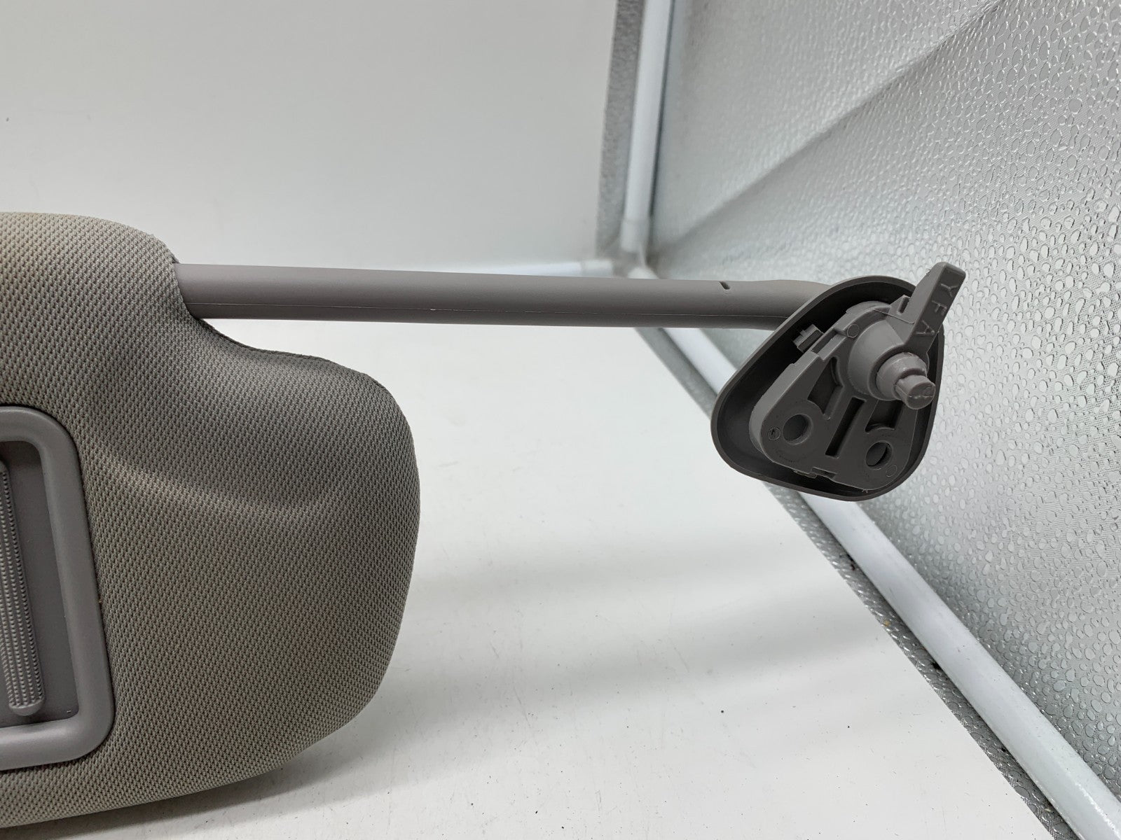 2011-2015 Hyundai Sonata Passenger Sun Visor Sunvisor Gray Illuminated B04B56010