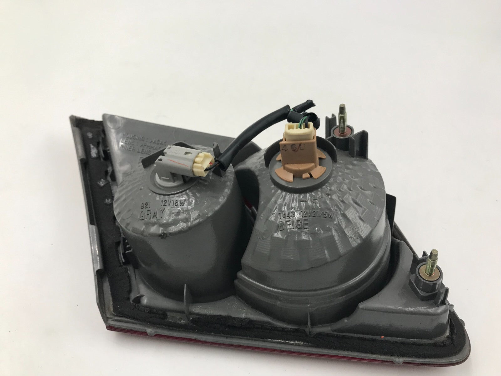 2003-2005 Mazda 6 Passenger Tail Light Taillight Lamp OEM D04B29035