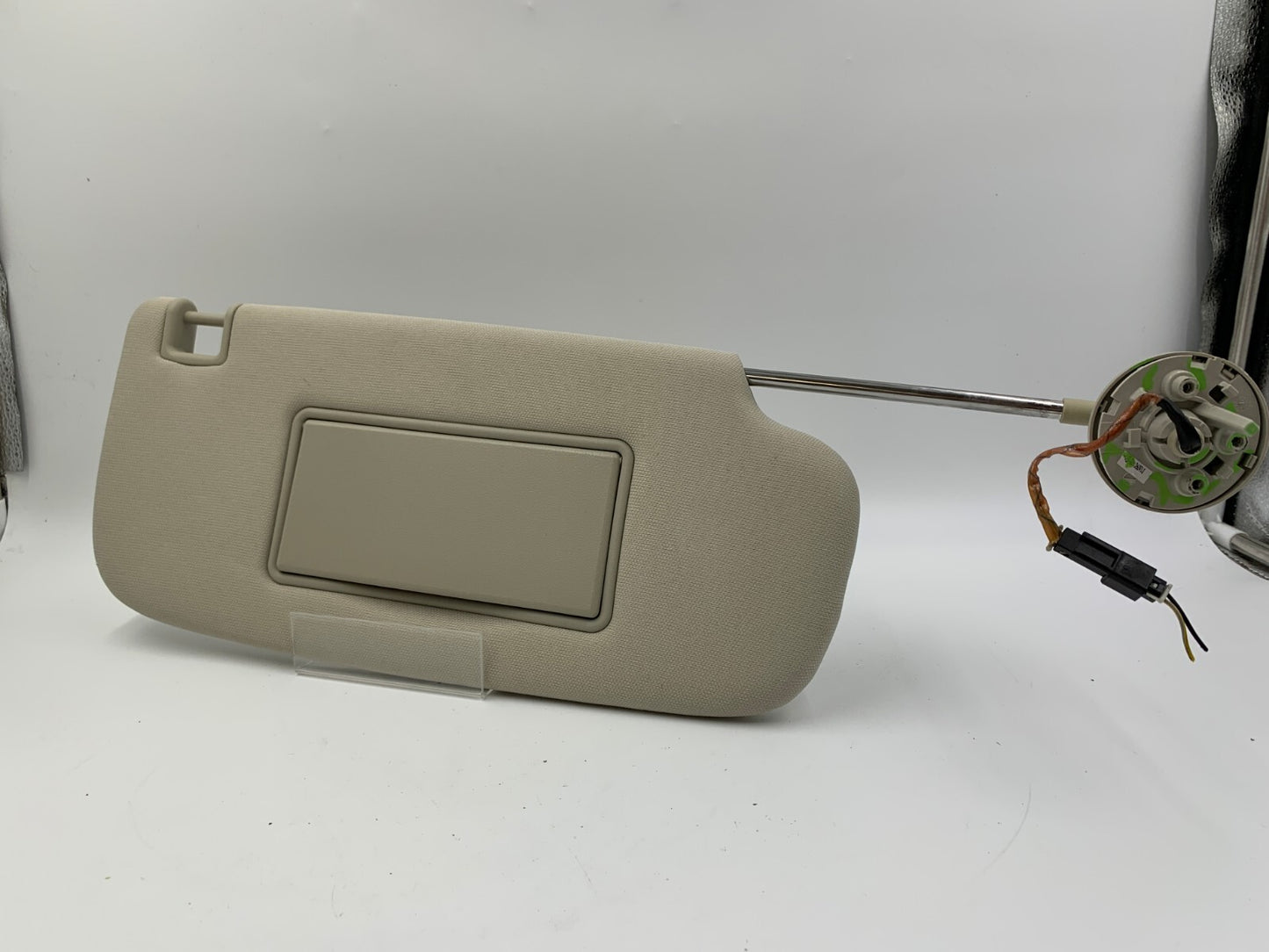 2011-2013 Jeep Grand Cherokee Passenger Sun Visor Gray Illumination B01B30034