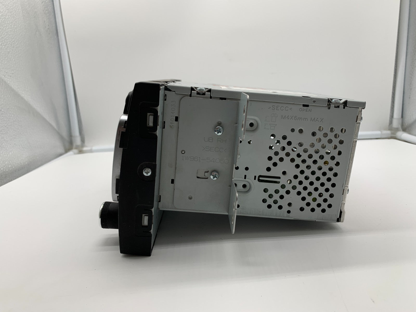 2016-2017 Kia Rio AM FM CD Player Radio Receiver OEM C03B54018