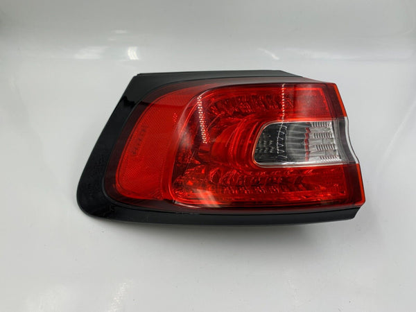 2014-2018 Jeep Cherokee Driver Side Tail Light Taillight OEM E03b43036