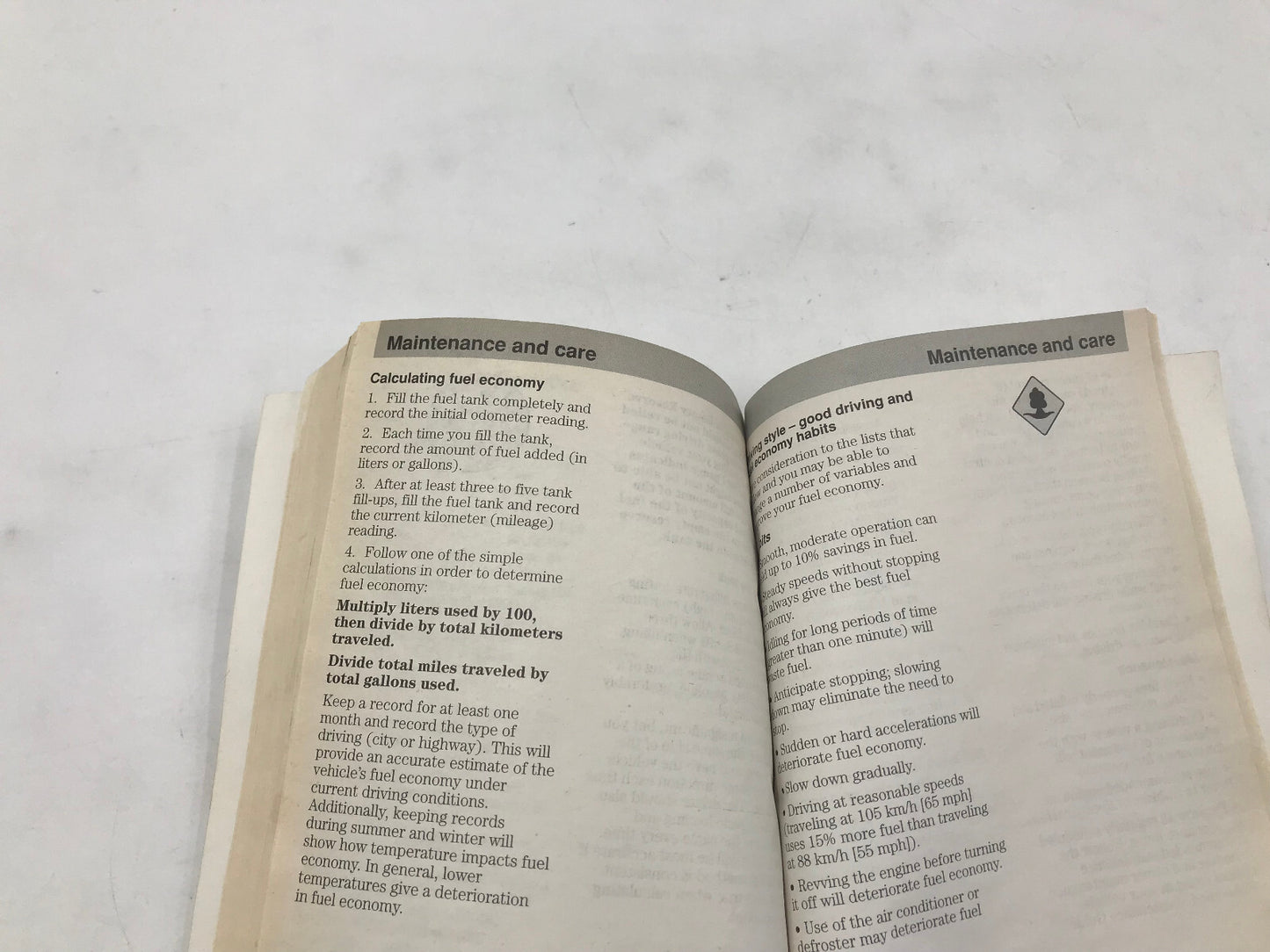 2001 Ford Focus Owners Manual OEM A04B27031