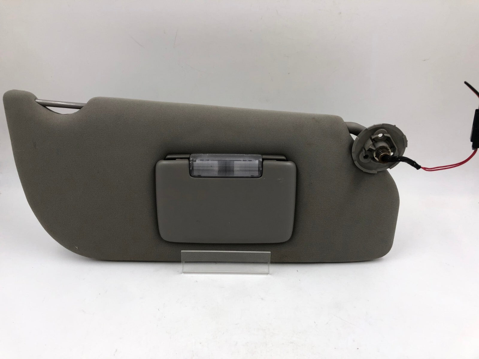 2005-2009 Pontiac Montana Passenger Sun Visor Gray Illuminated OEM D01B23066