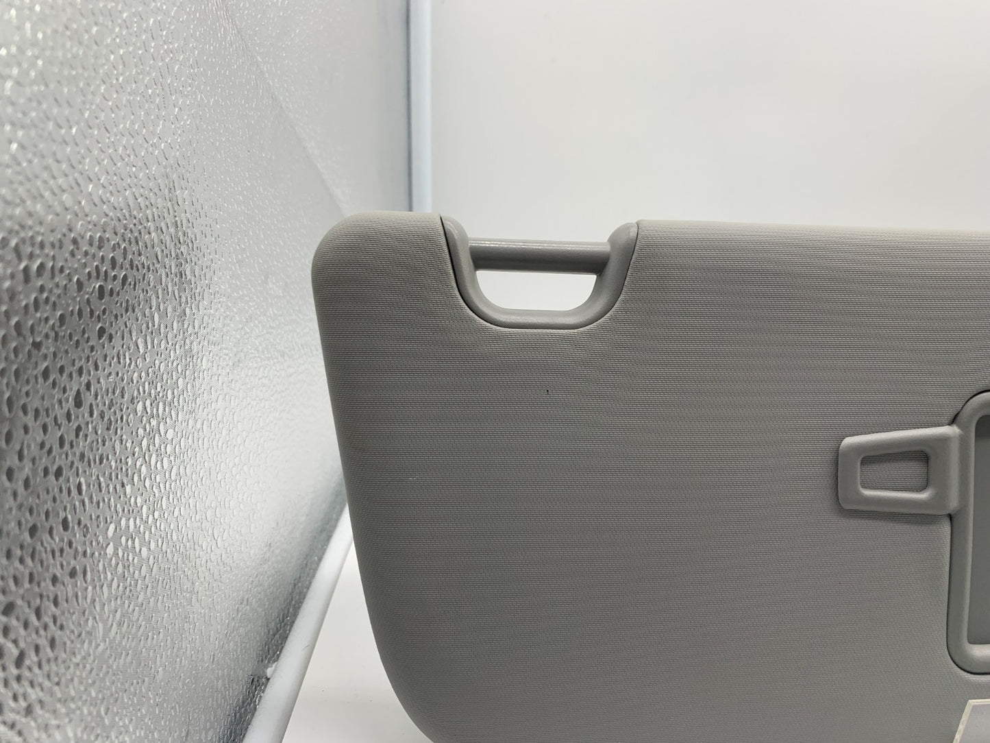 2014-2019 Kia Soul Passenger Sun Visor Gray Illuminated OEM A04B37024