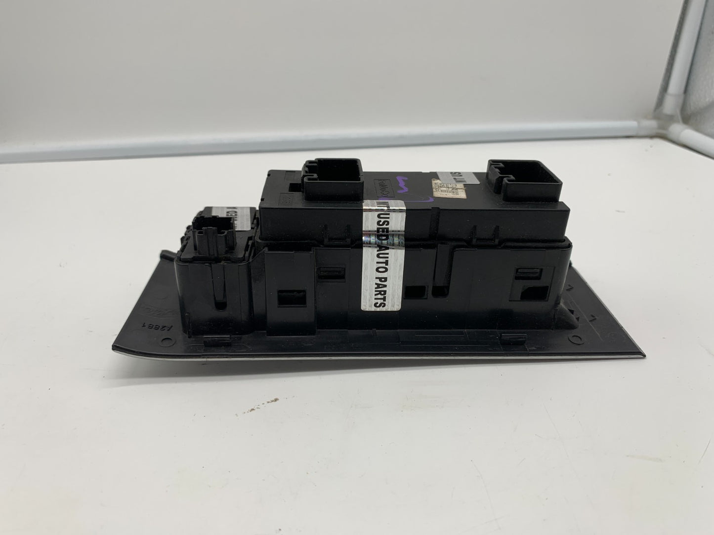 2006-2007 Mercury Mountaineer Master Power Window Switch OEM C03B26038