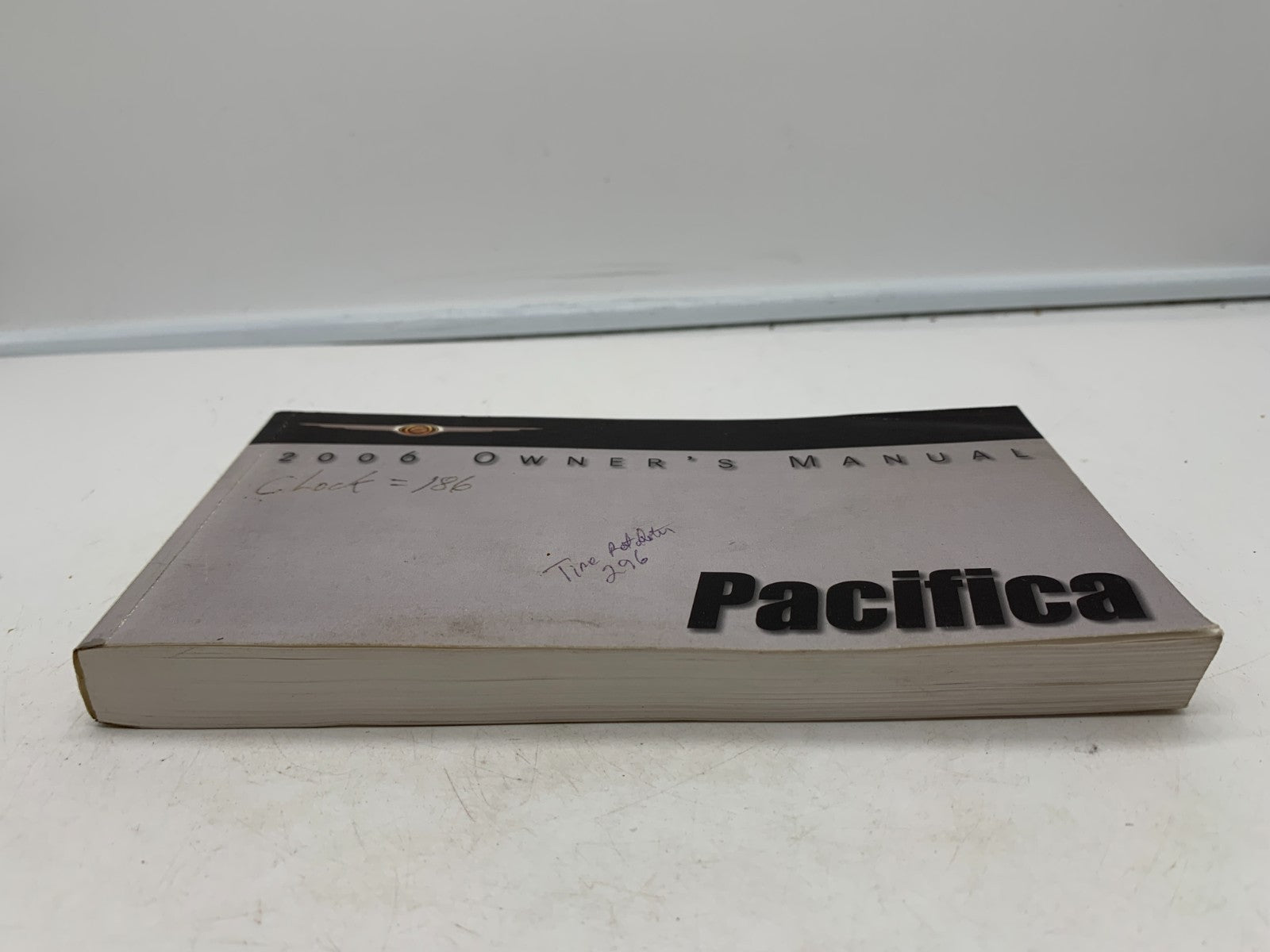 2006 Chrysler Pacifica Owners Manual with Case OEM A01B01010