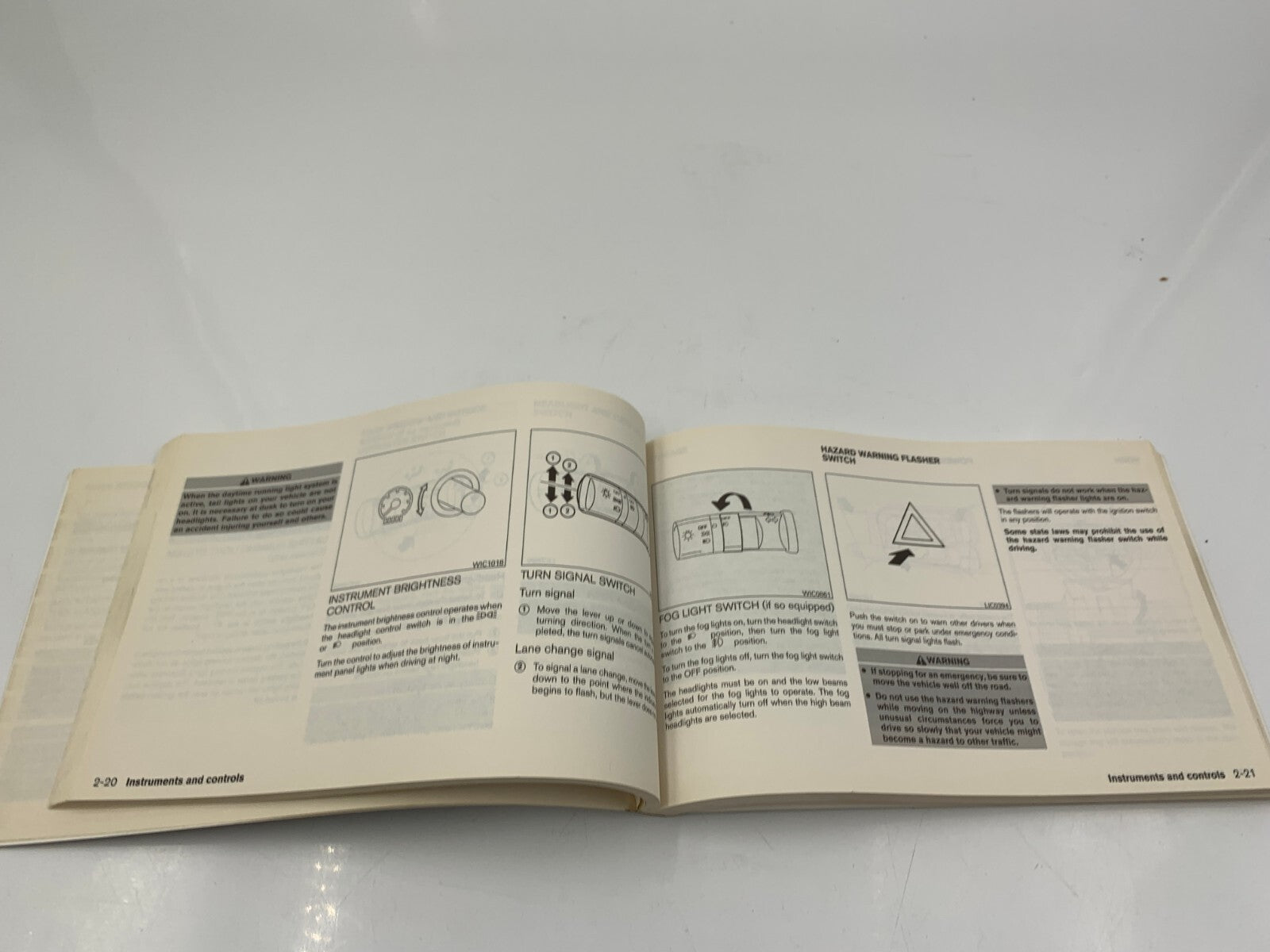 2007 Nissan Sentra Owners Manual OEM D03B25002