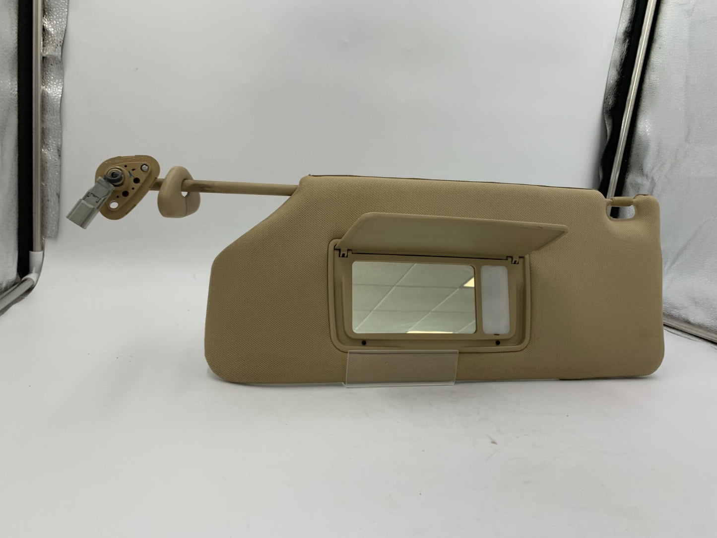 2006-2010 Honda Odyssey Driver Sun Visor Tan Illuminated OEM C02B46027