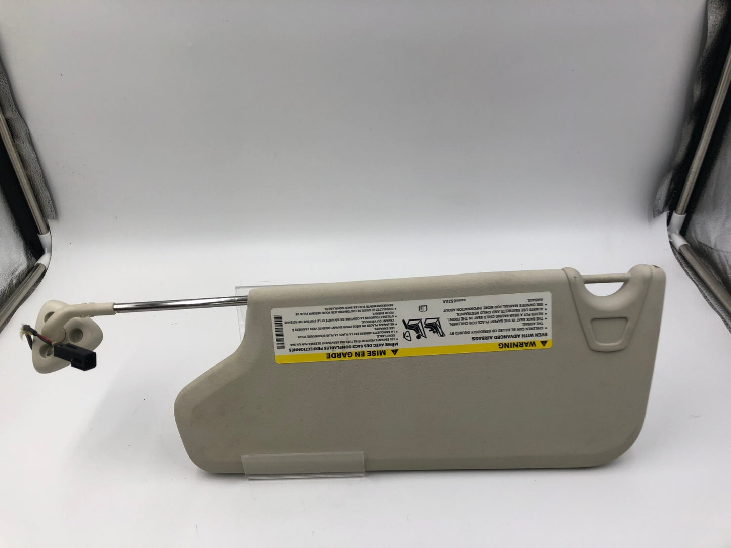 2009-2010 Dodge Journey Passenger Sun Visor Gray Illuminated OEM B04B22017