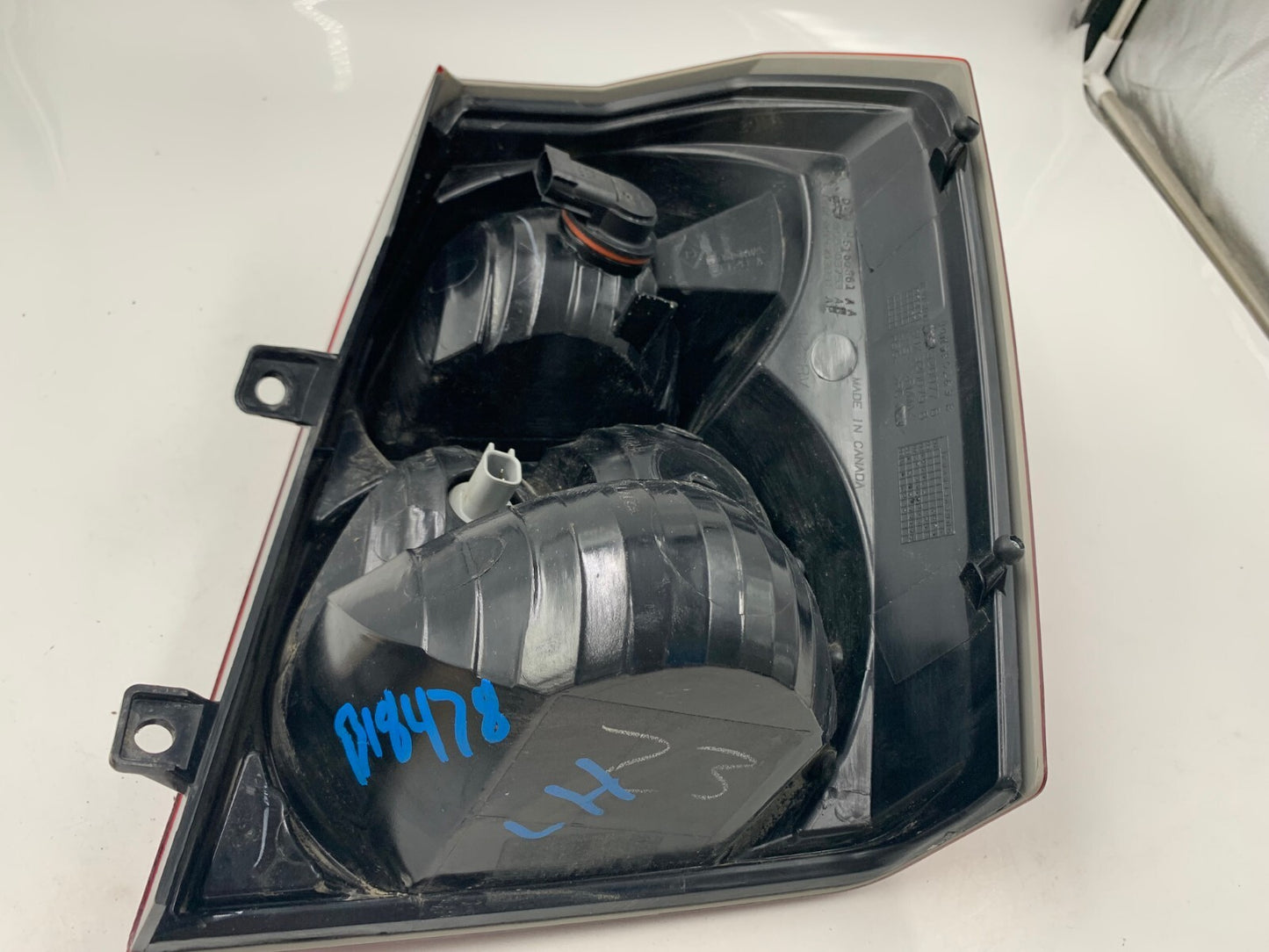 2008-2012 Dodge Caliber Driver Side Tail Light Taillight OEM D02B60002