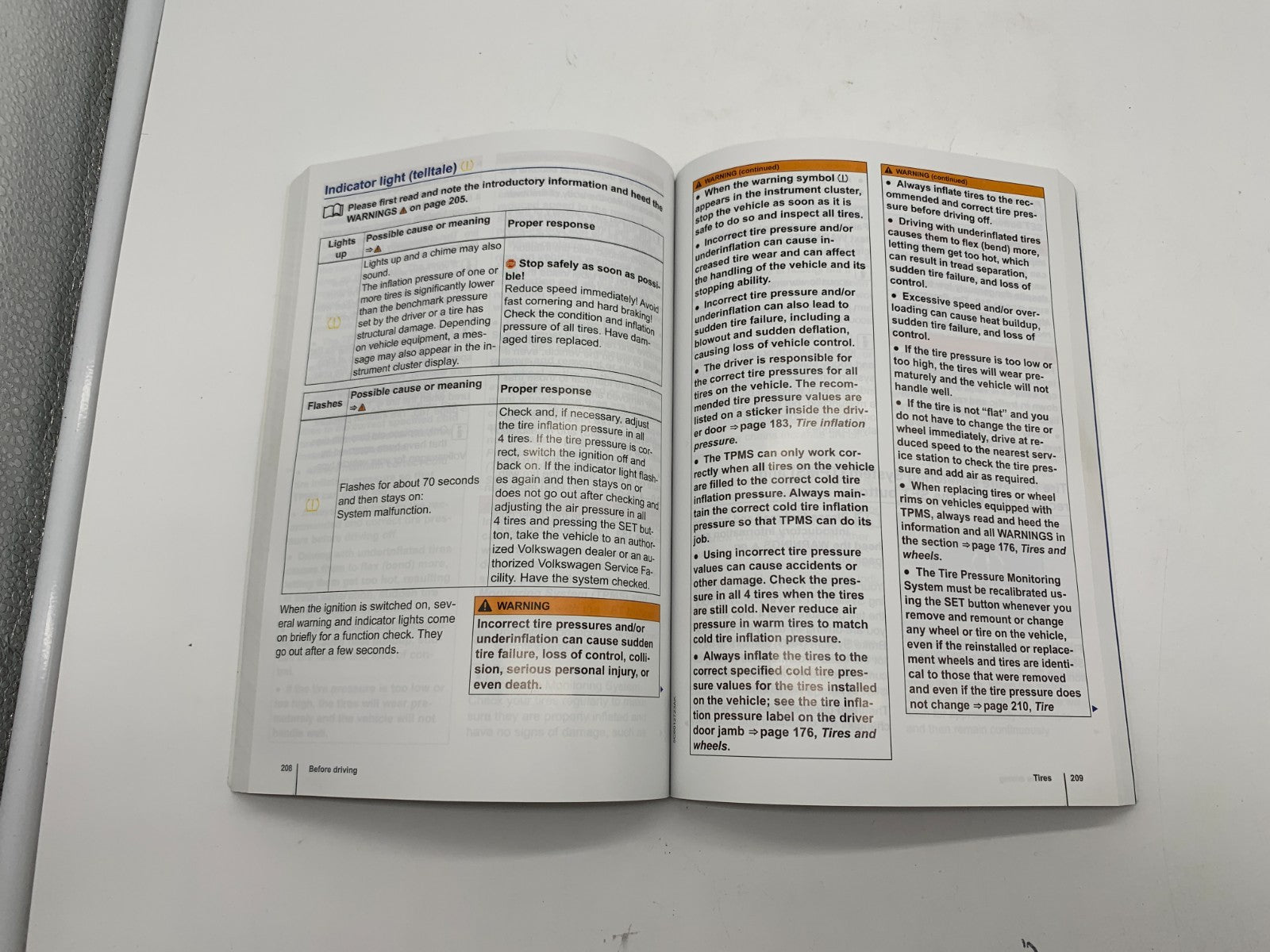 2016 Volkswagen Jetta Owners Manual Set with Case OEM