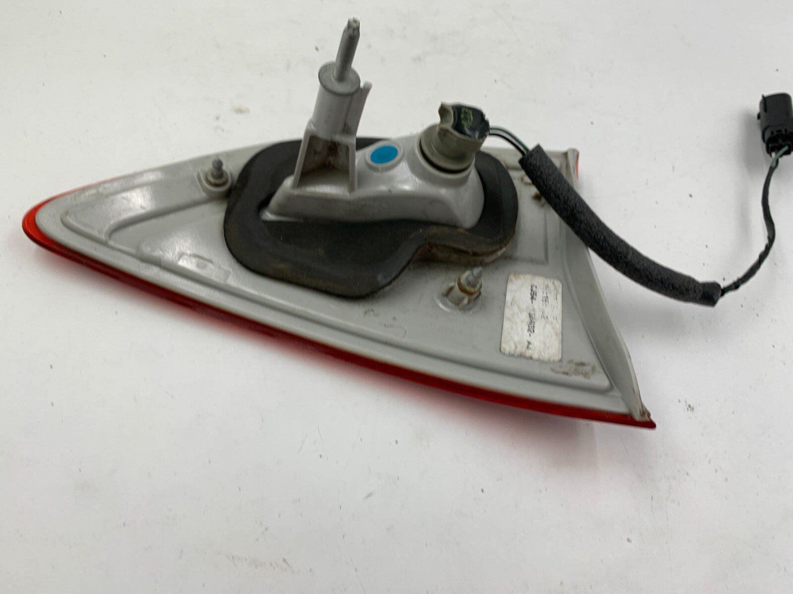 2013-2016 Ford Escape Passenger Side Trunk Lid Mounted Tail Light OEM B01B45059