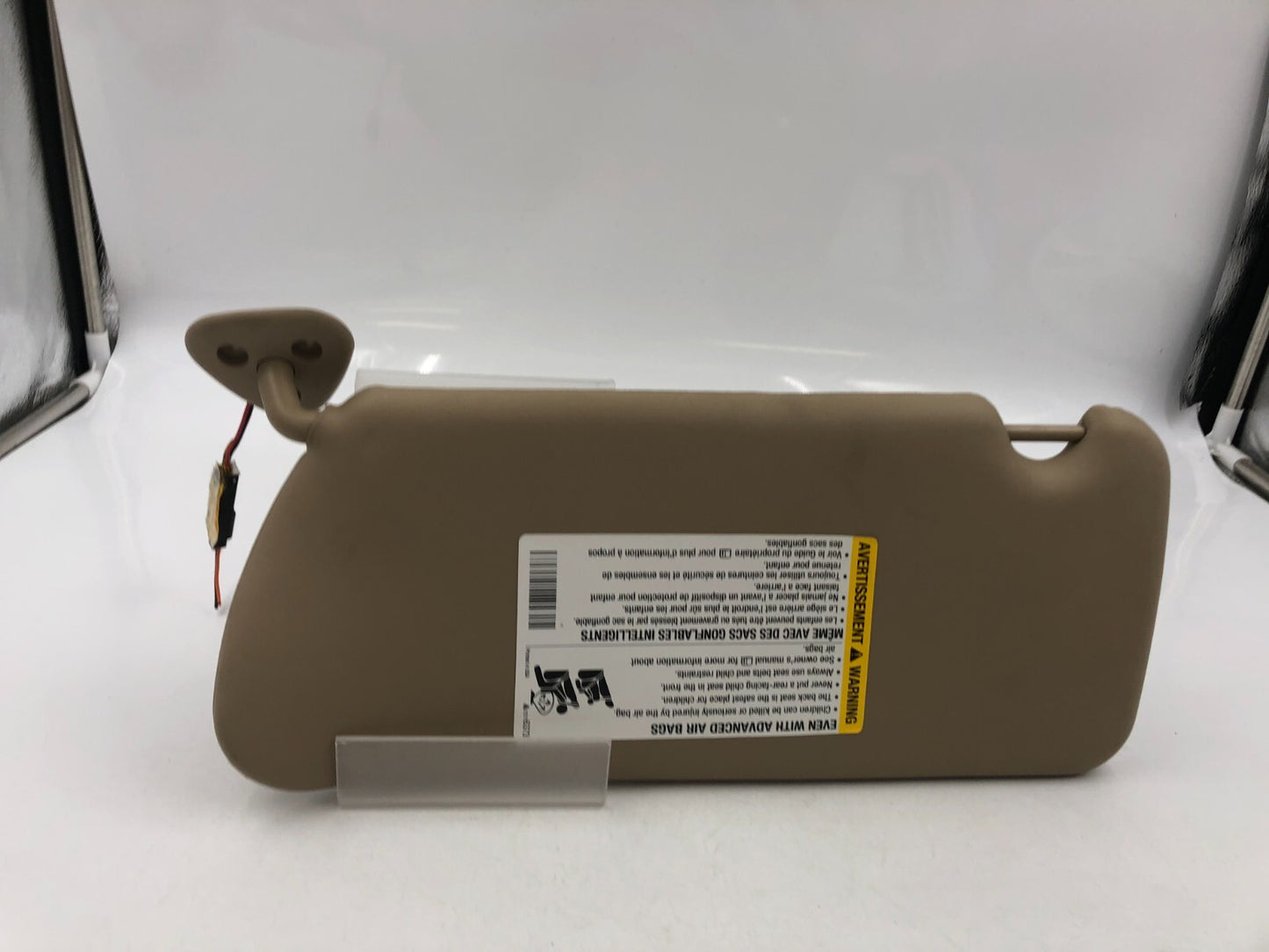 2007-2009 Cadillac SRX Passenger Side Sunvisor Illumination Tan OEM