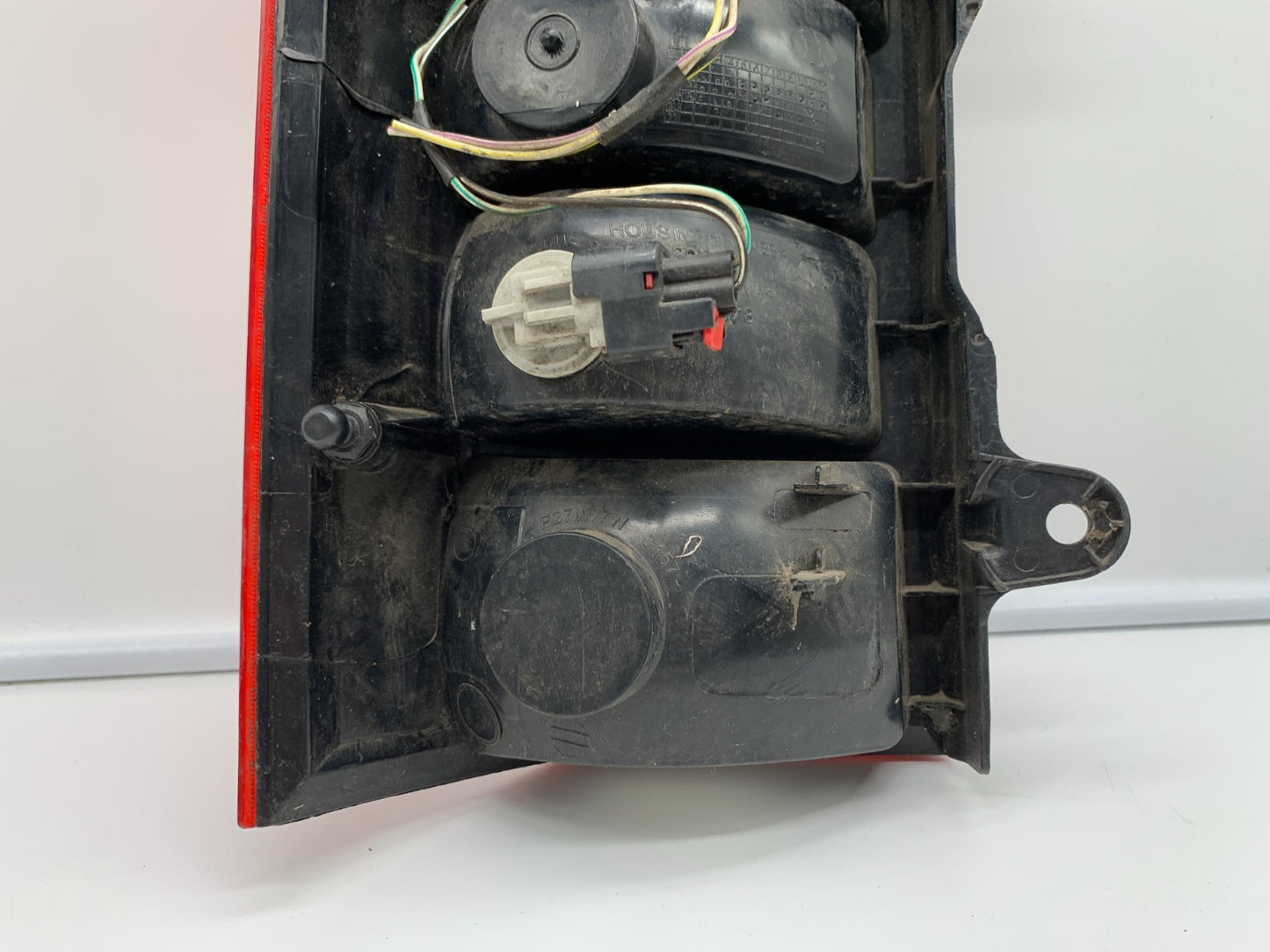 2008-2017 Jeep Patriot Sdn Passenger Side Tail Light Taillight OEM C03B49004