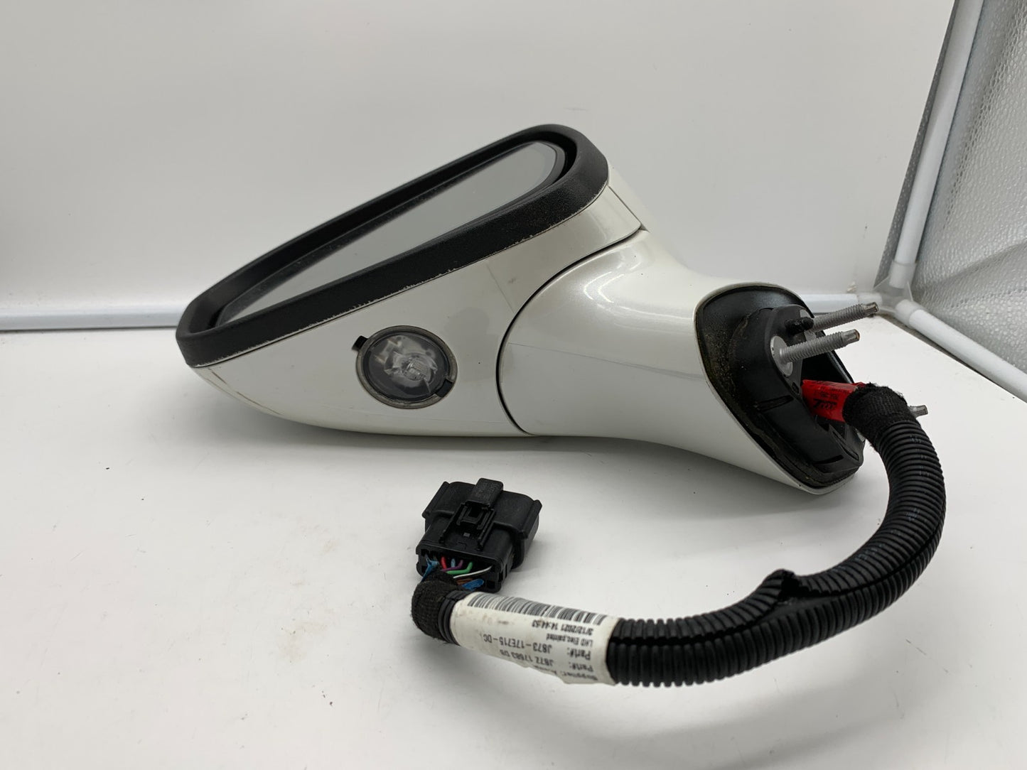 2019-2020 Ford Fusion Driver Side View Power Door Mirror White BSA OEM C04B38003