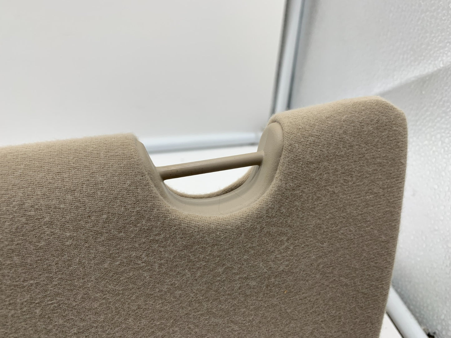 2002 Chrysler PT Cruiser Passenger Sun Visor Gray Illuminated OEM A01B41012