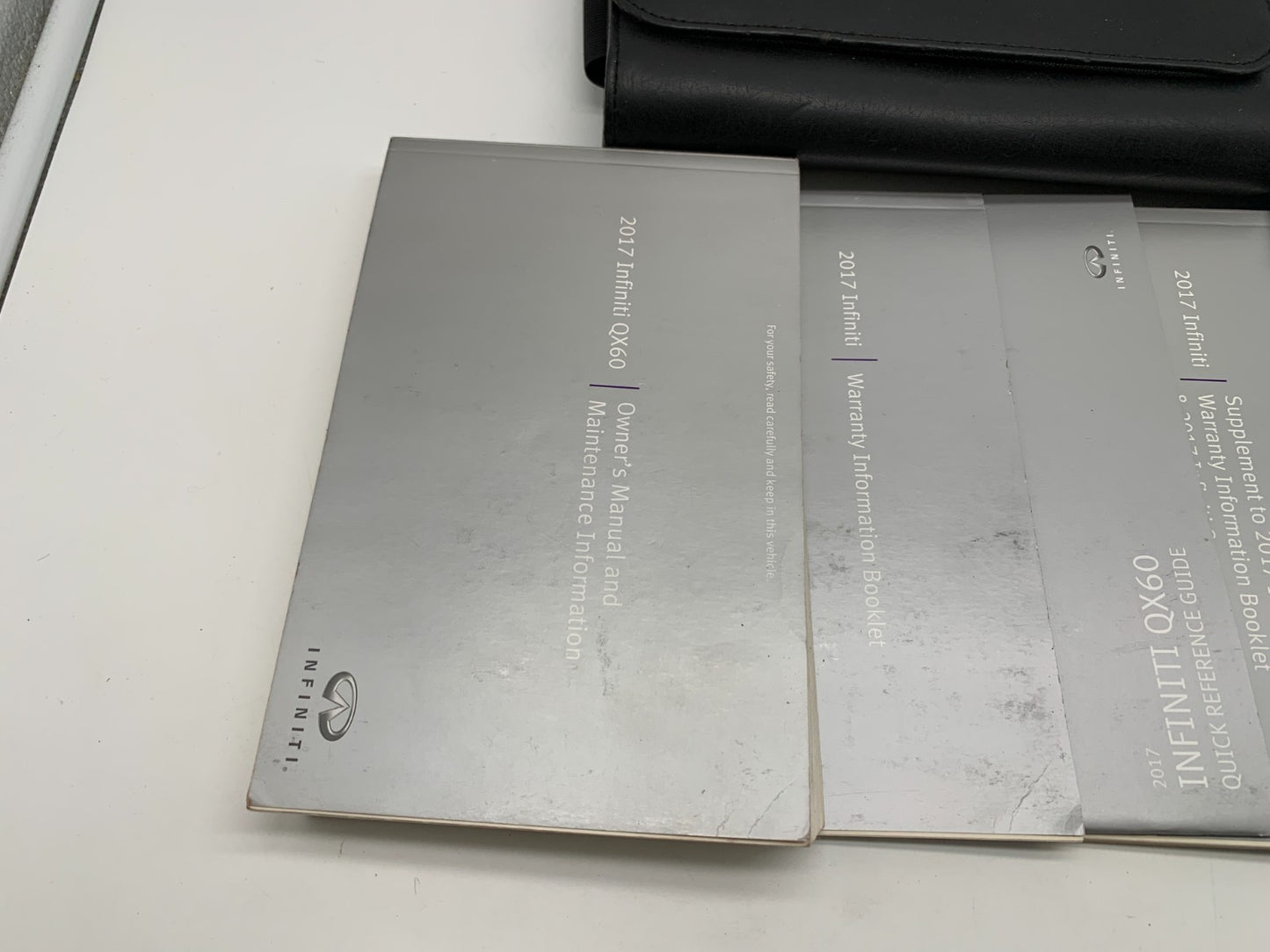2017 Infiniti QX60 QX 60 Owners Manual Set with Case OEM B04B25012