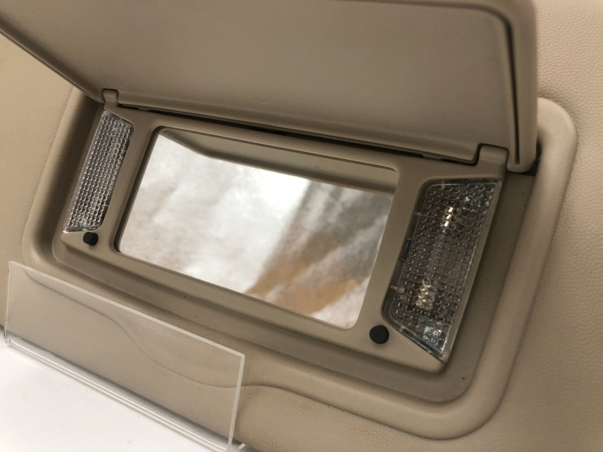 2003-2007 Cadillac CTS Passenger Sun Visor Illuminated Beige D01B34005