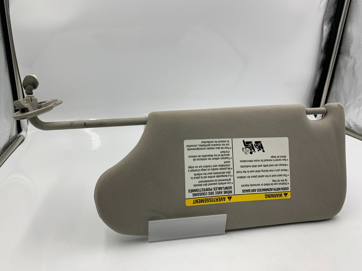 2013-2019 Nissan Altima Passenger Sun Visor Gray Illumination OEM C01B07025