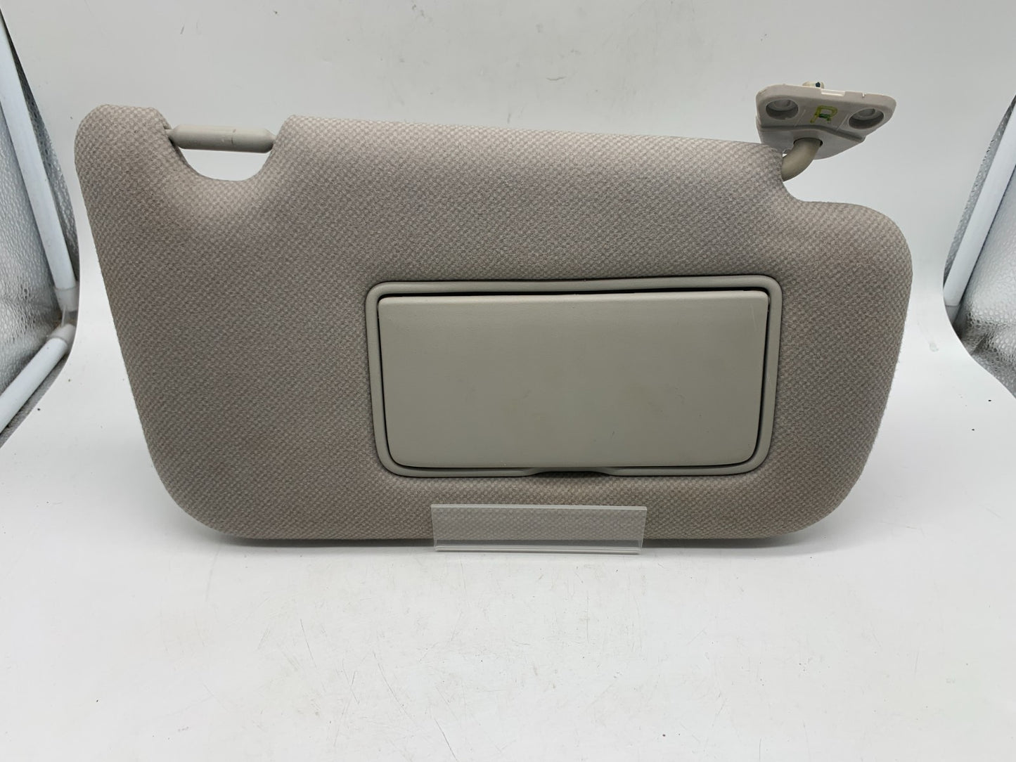 2013-2019 Nissan Sentra Passenger Sun Visor Gray OEM E02B18001
