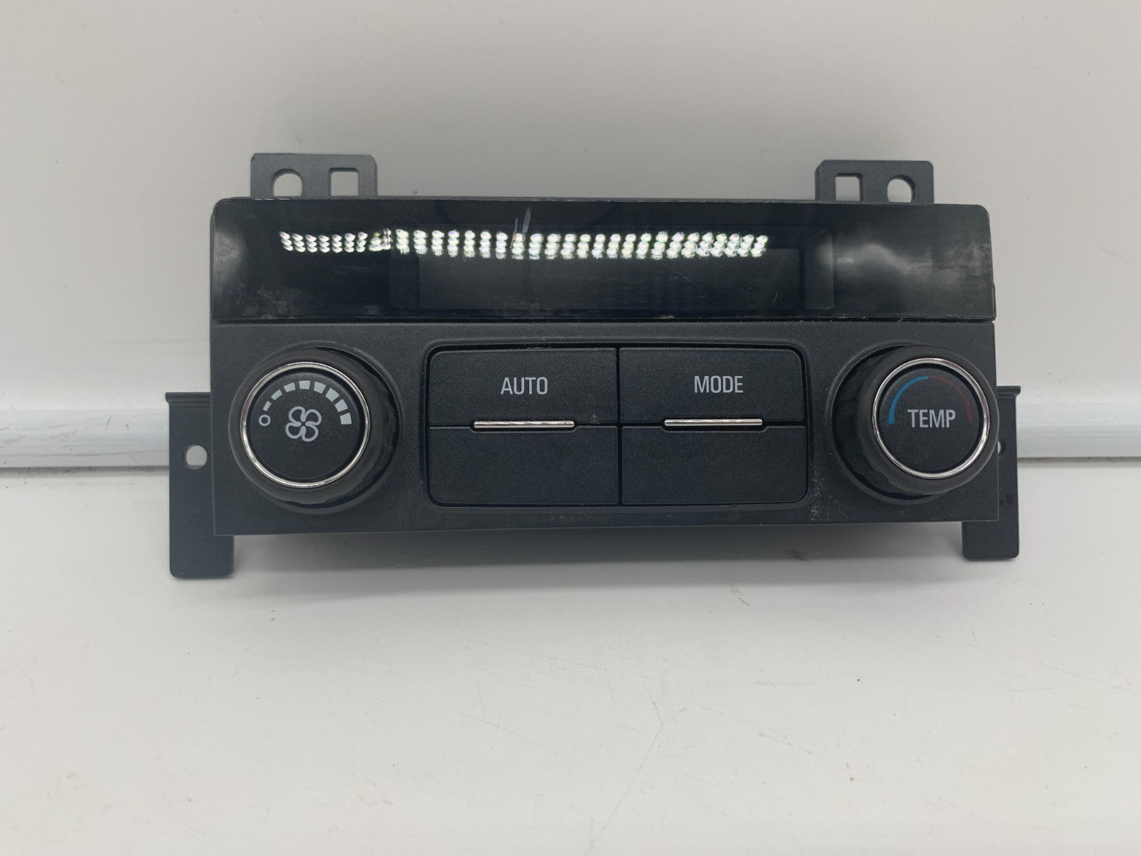 2017-2023 GMC Yukon Rear Climate Control AC Heater without Heated Seats OEM