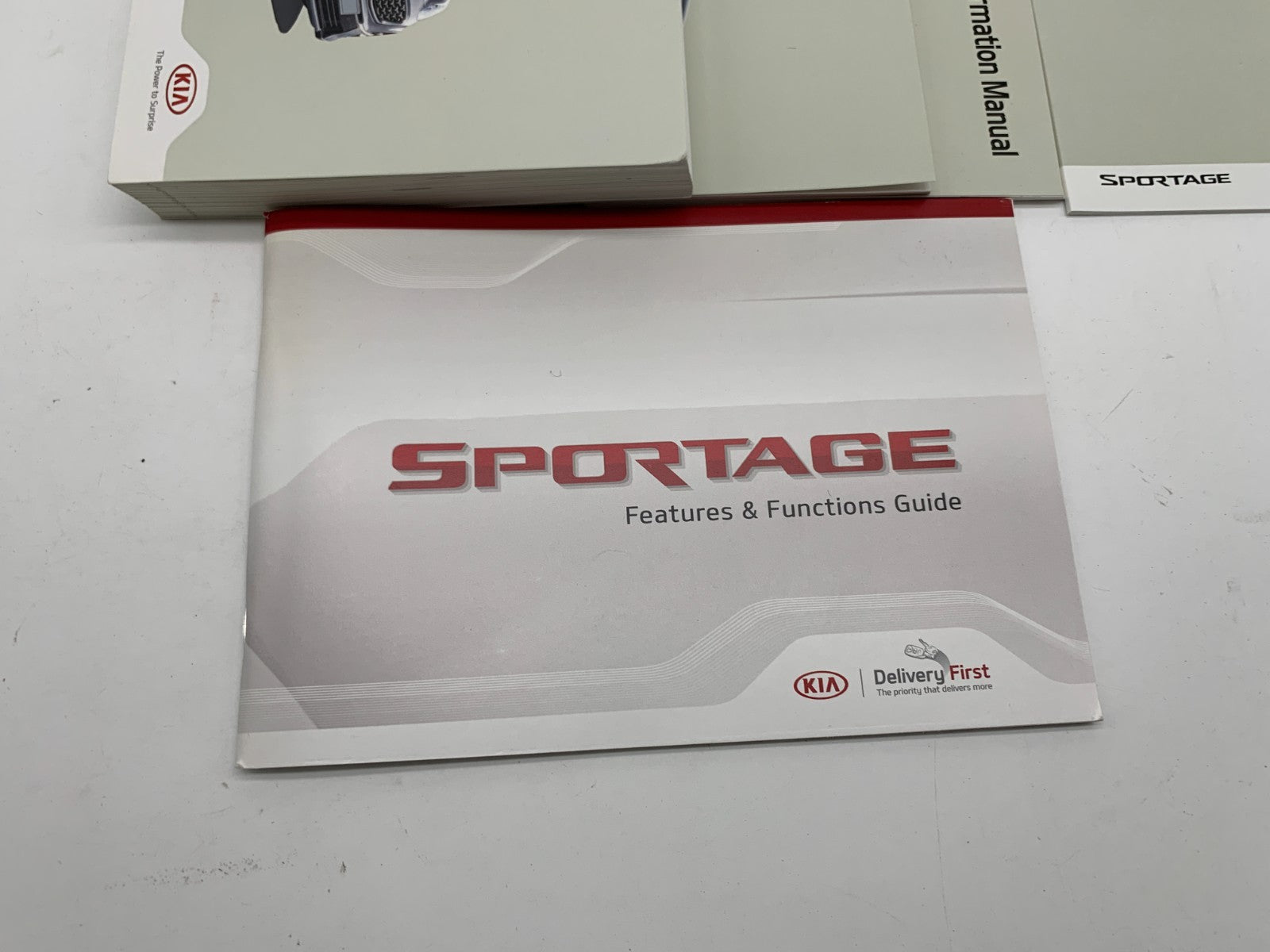 2020 Kia Sportage Owners Manual Set OEM B04B27011