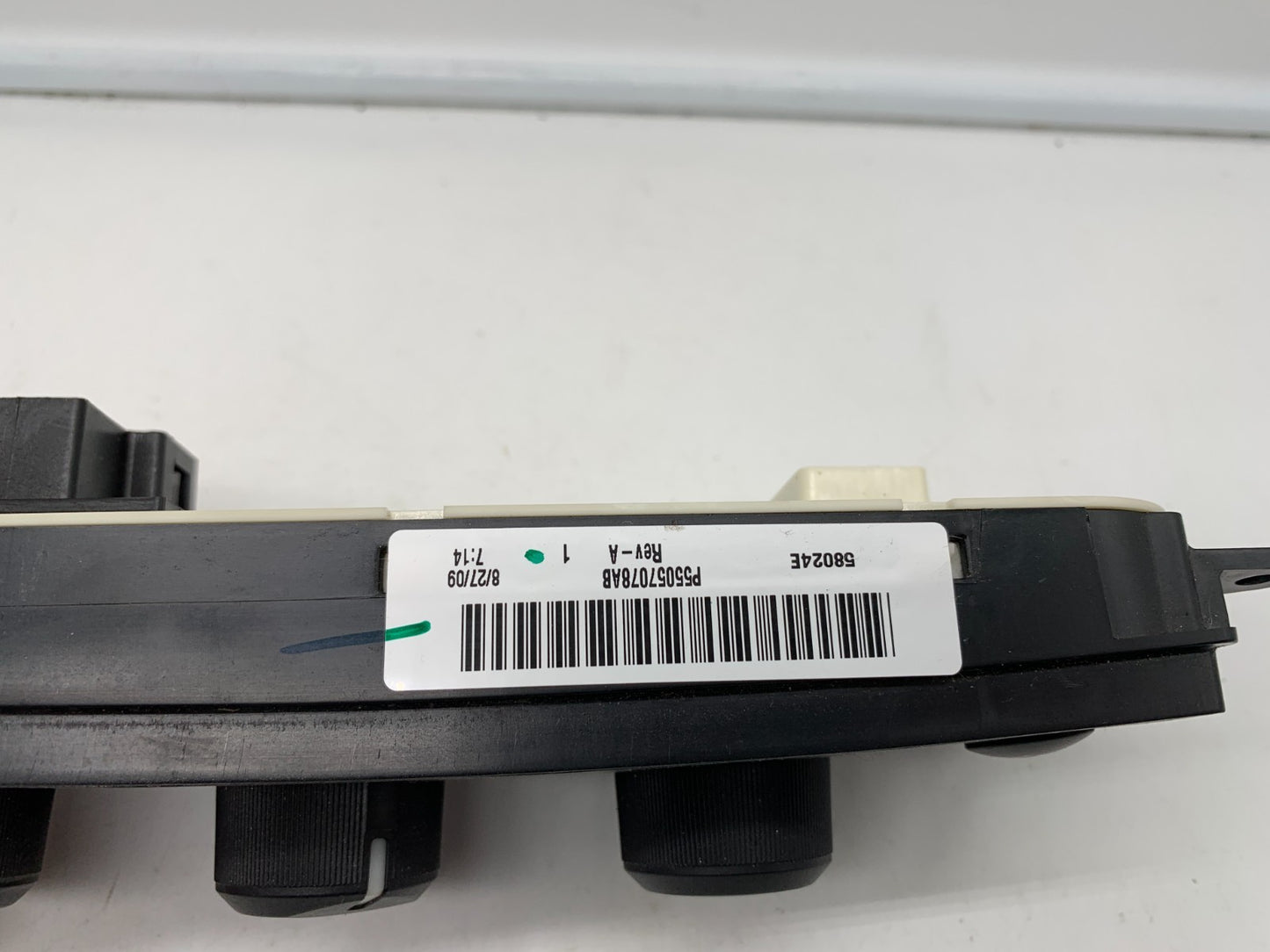 2008-2011 Dodge Dakota Manual Climate Control AC Heater Unit OEM