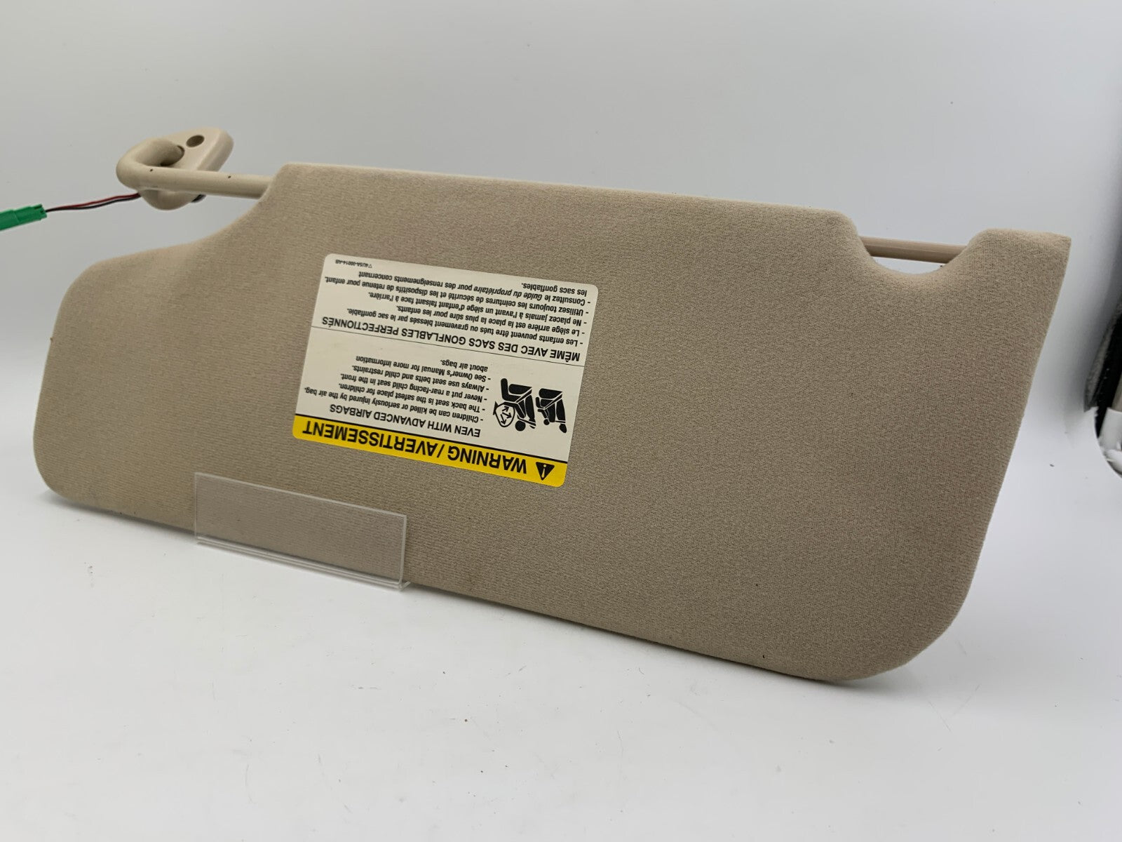 2005-2007 Mercury Montego Passenger Sun Visor Illuminated Tan OEM C04B66005