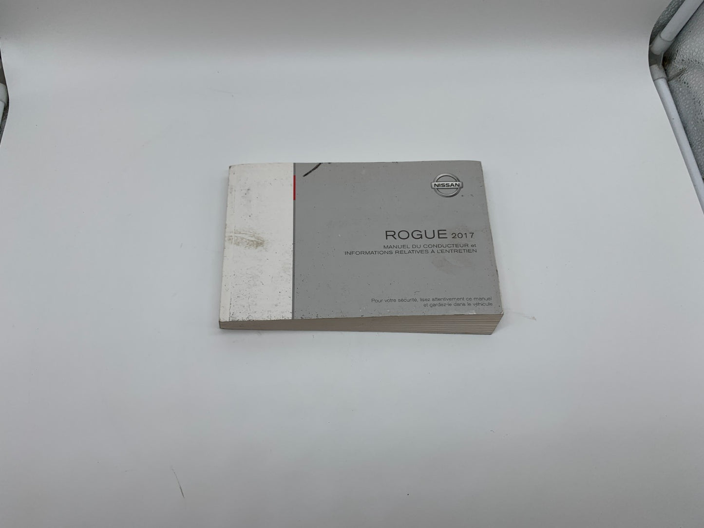 2017 Nissan Rogue Owners Manual Set OEM C03B54014