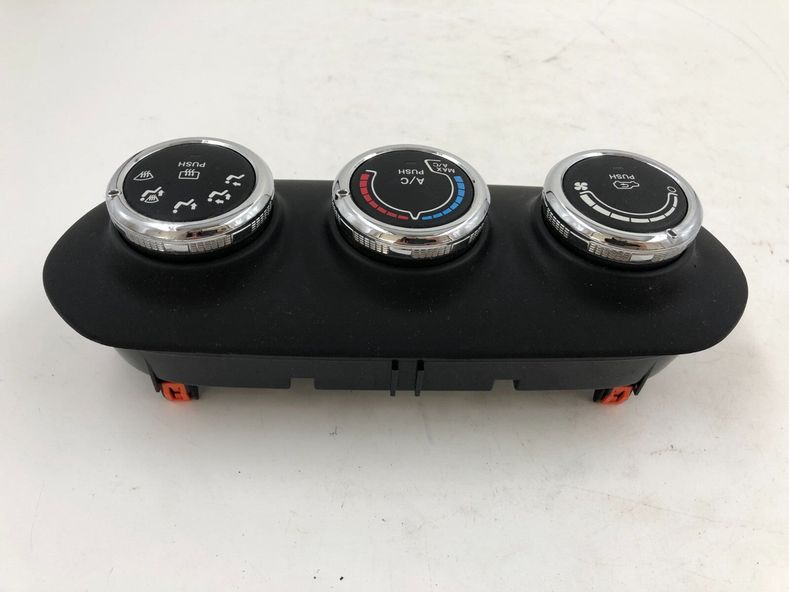 2015-2016 Jeep Renegade AC Heater Climate Control OEM B02B32033