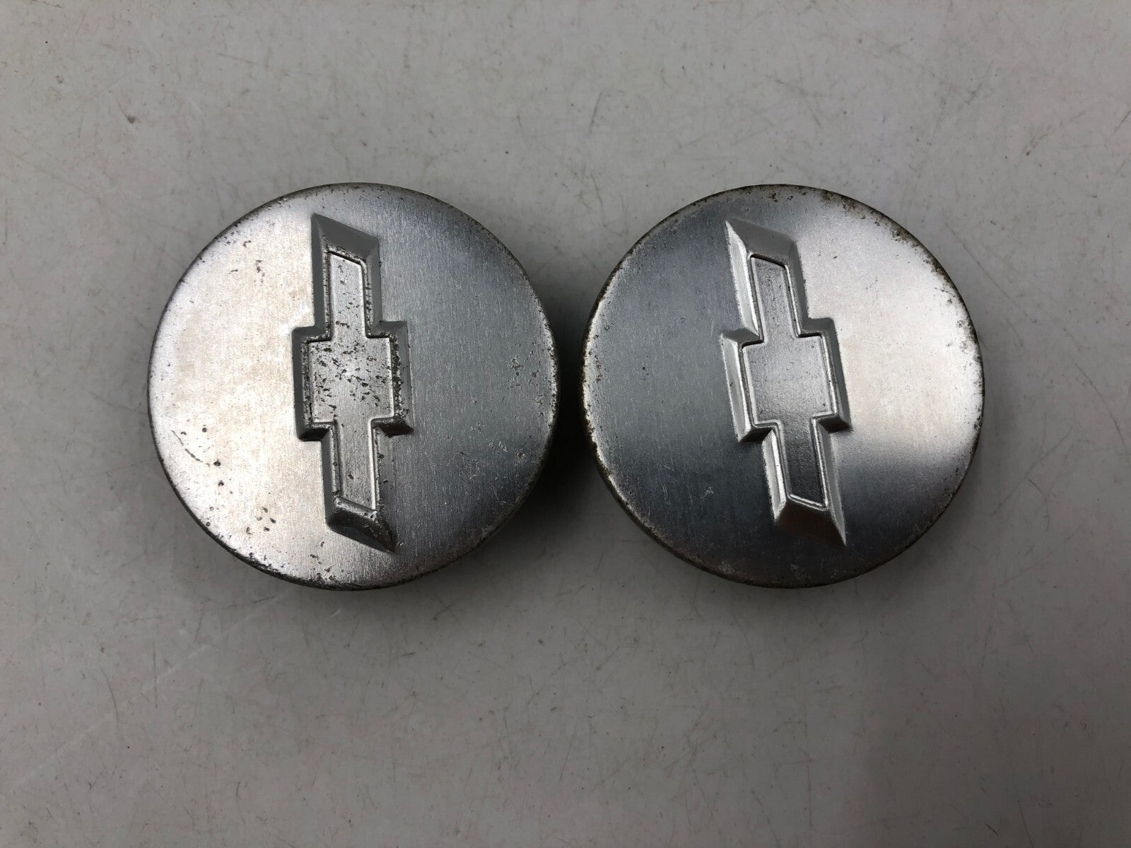Chevrolet Rim Wheel Center Cap Set Silver OEM D04B31086