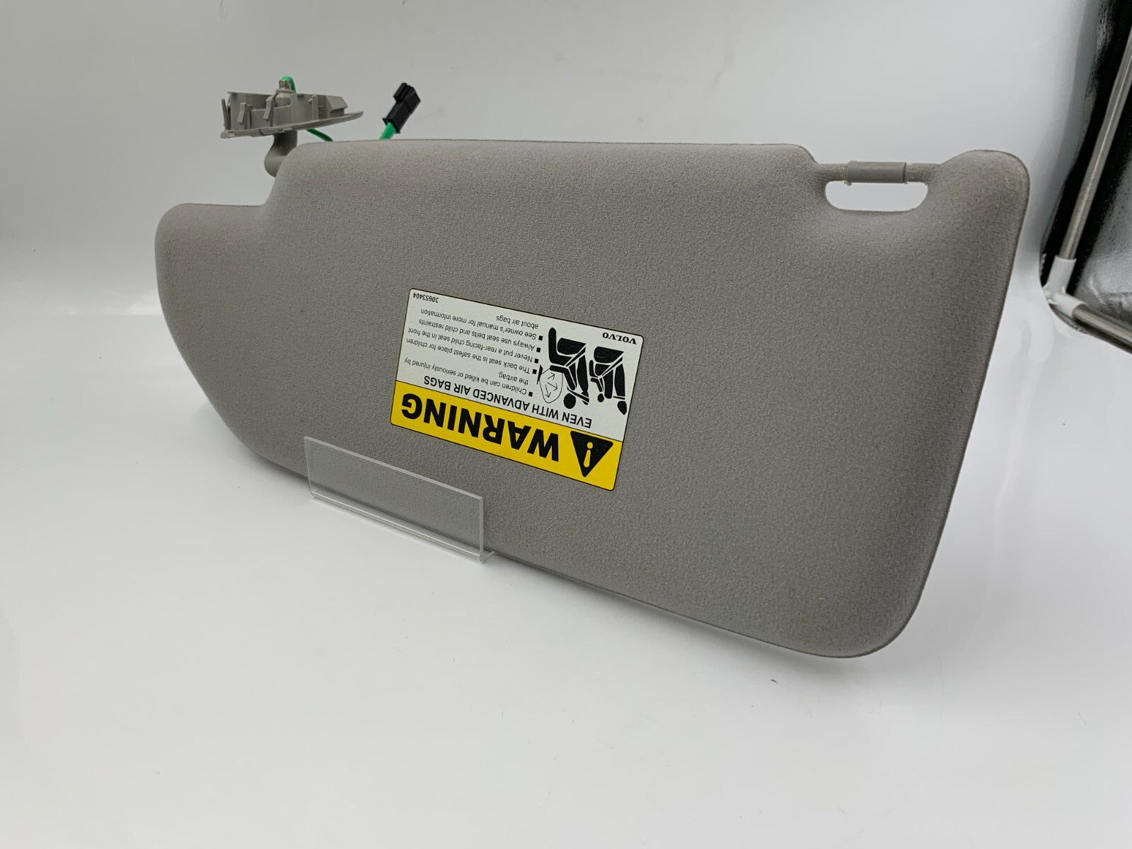 2005-2009 Volvo S60 Passenger Sun Visor Illuminated Gray OEM D03B45088