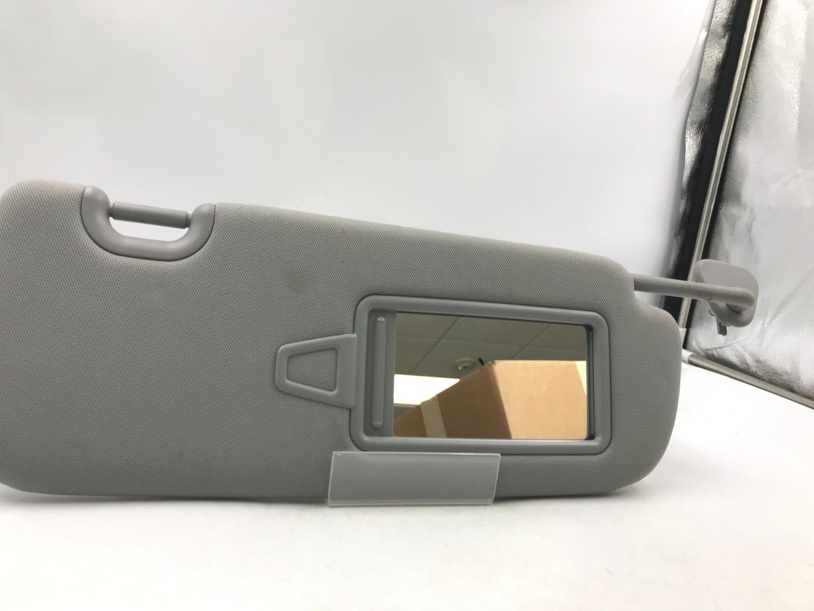2013-2019 Hyundai Santa Fe Passenger Sun Visor Illuminated OEM C03B64001