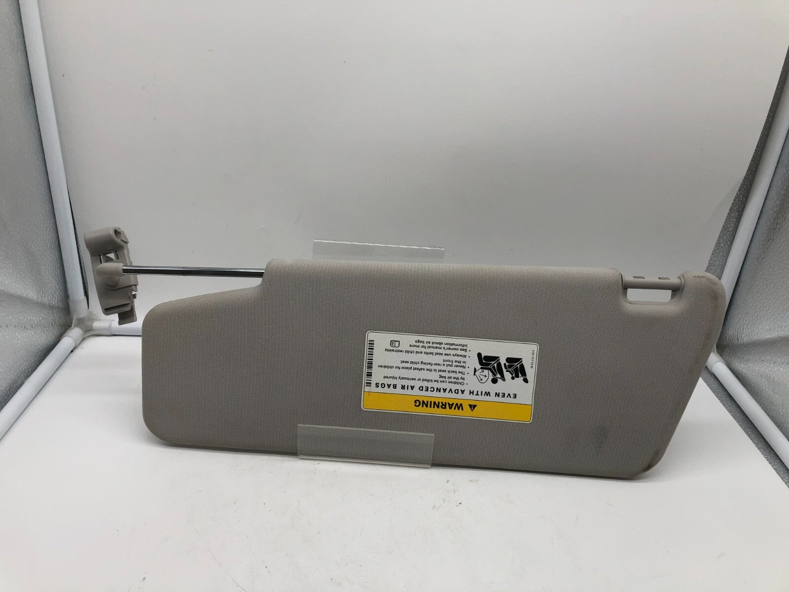 2014-2016 Mercedes-Benz E350 E 350 Passenger Sun Visor Gray Illuminated OEM