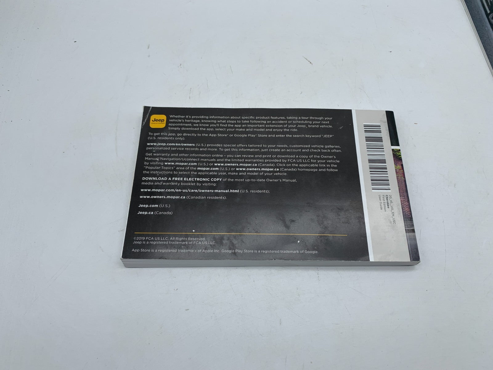2020 Jeep Cherokee Owners Manual Set OEM D03B67012