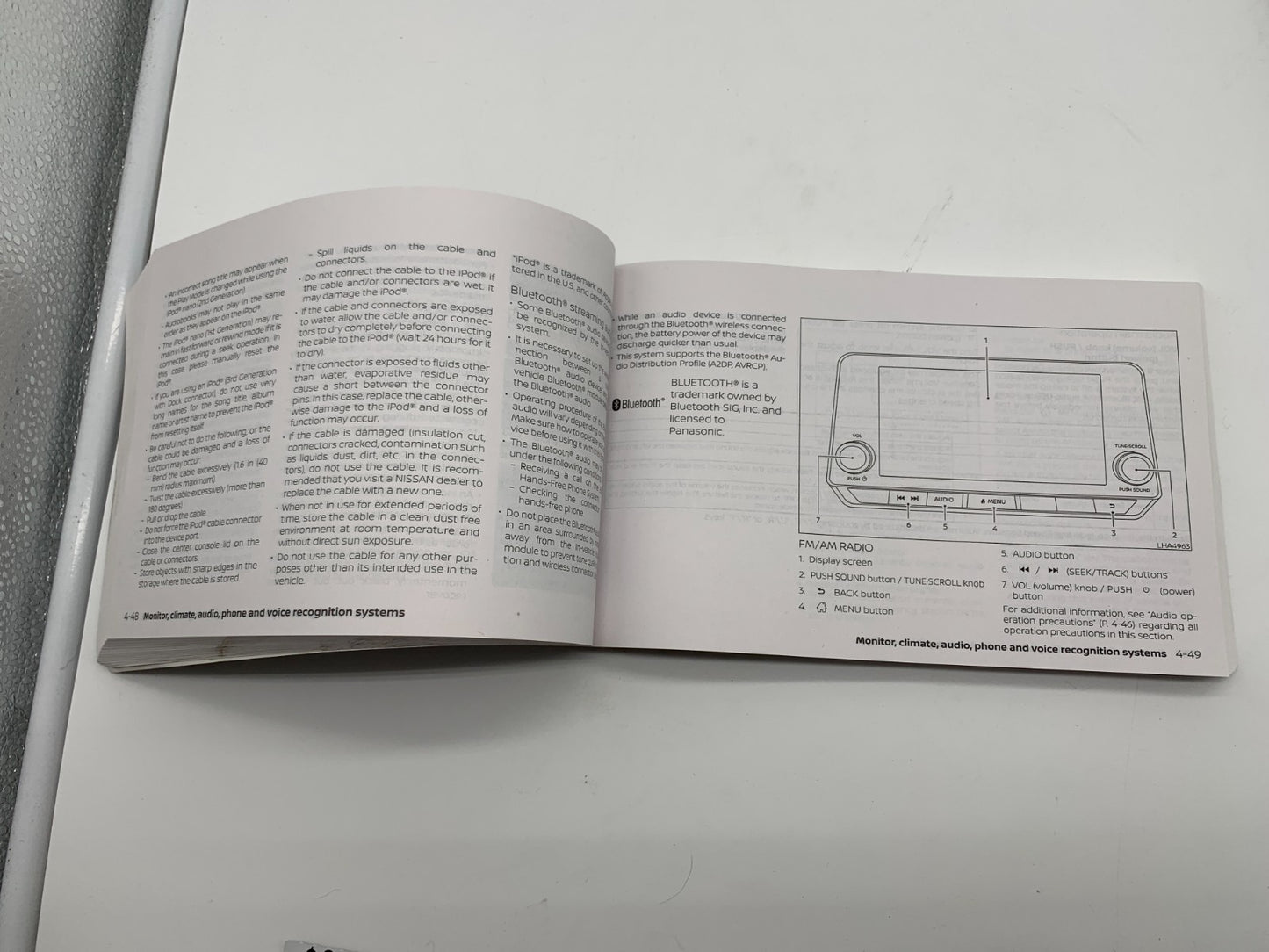 2021 Nissan Altima Owners Manual Set with Case OEM C02B20010