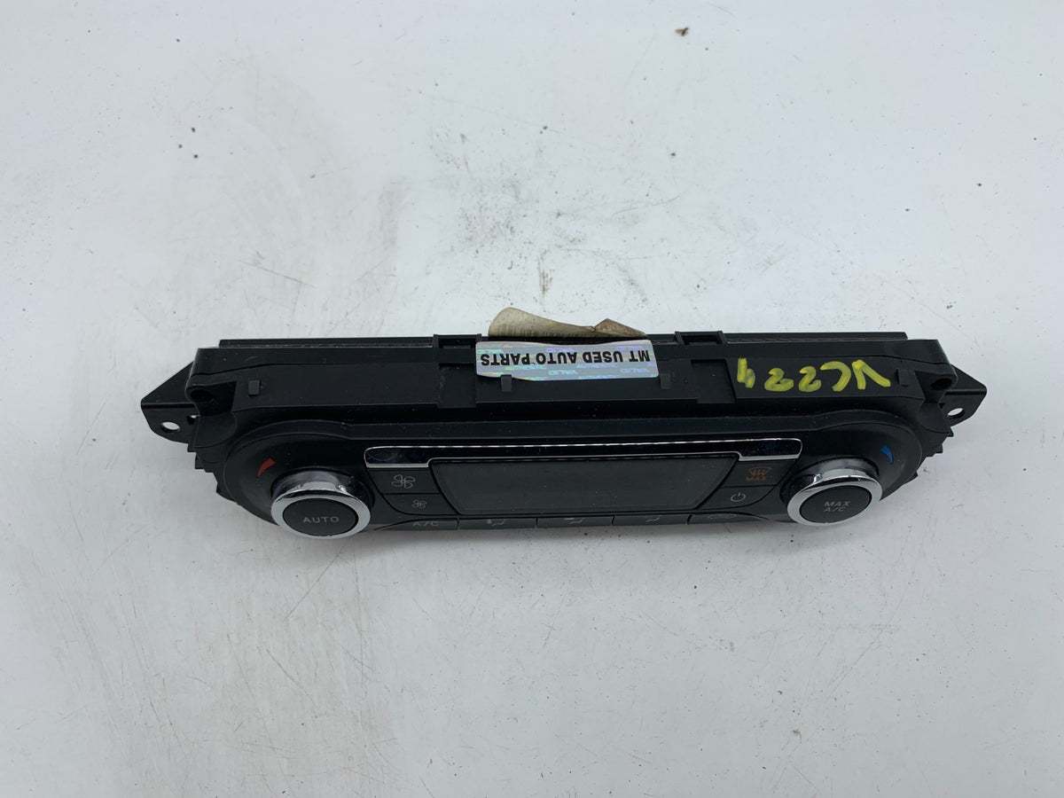 2013-2016 Ford C-MAX CMAX AC Heater Climate Control Unit OEM D02B30024