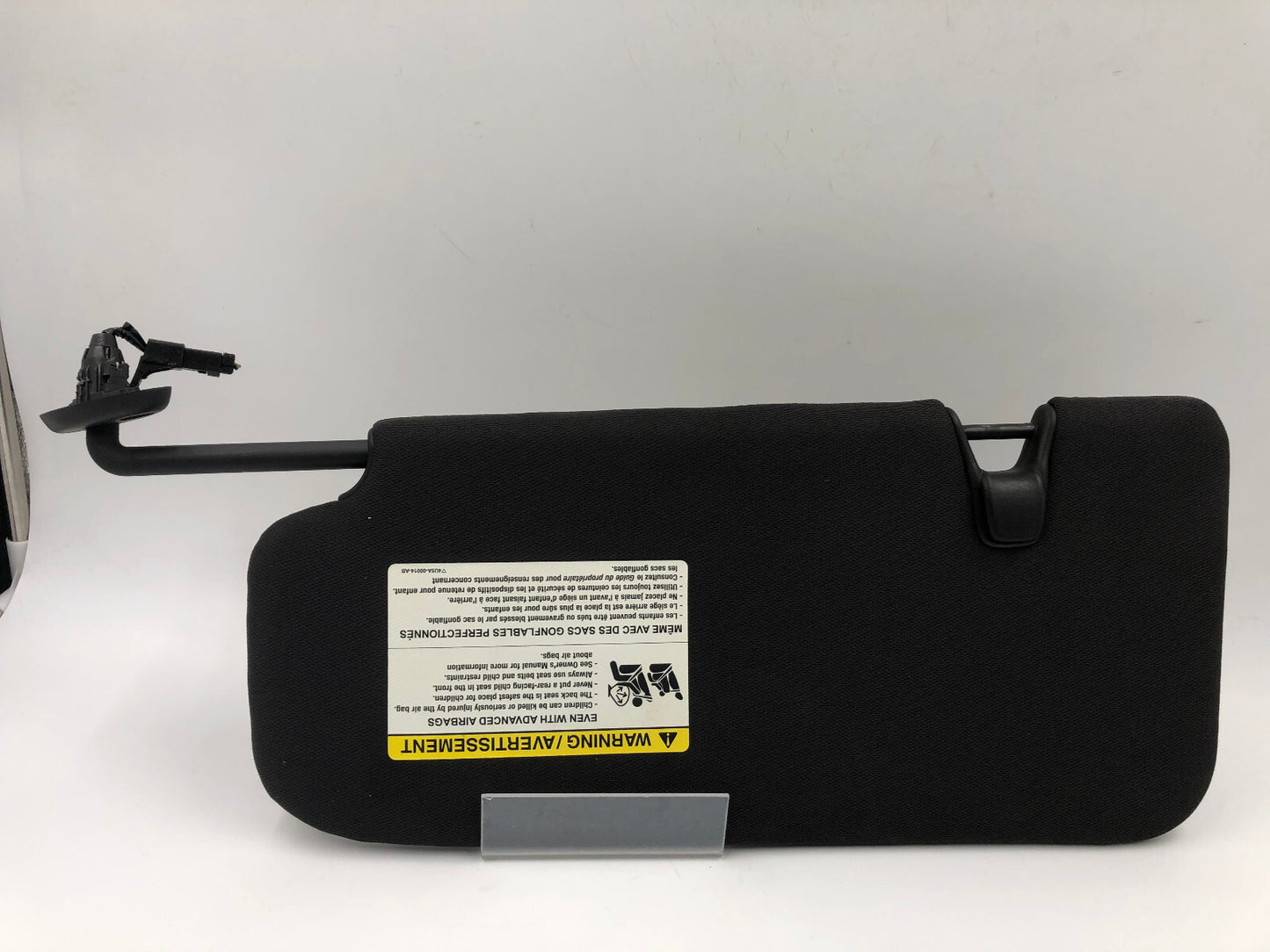 2010-2012 Mercury Mariner Passenger Sun Visor Black Illuminated OEM D04B18082