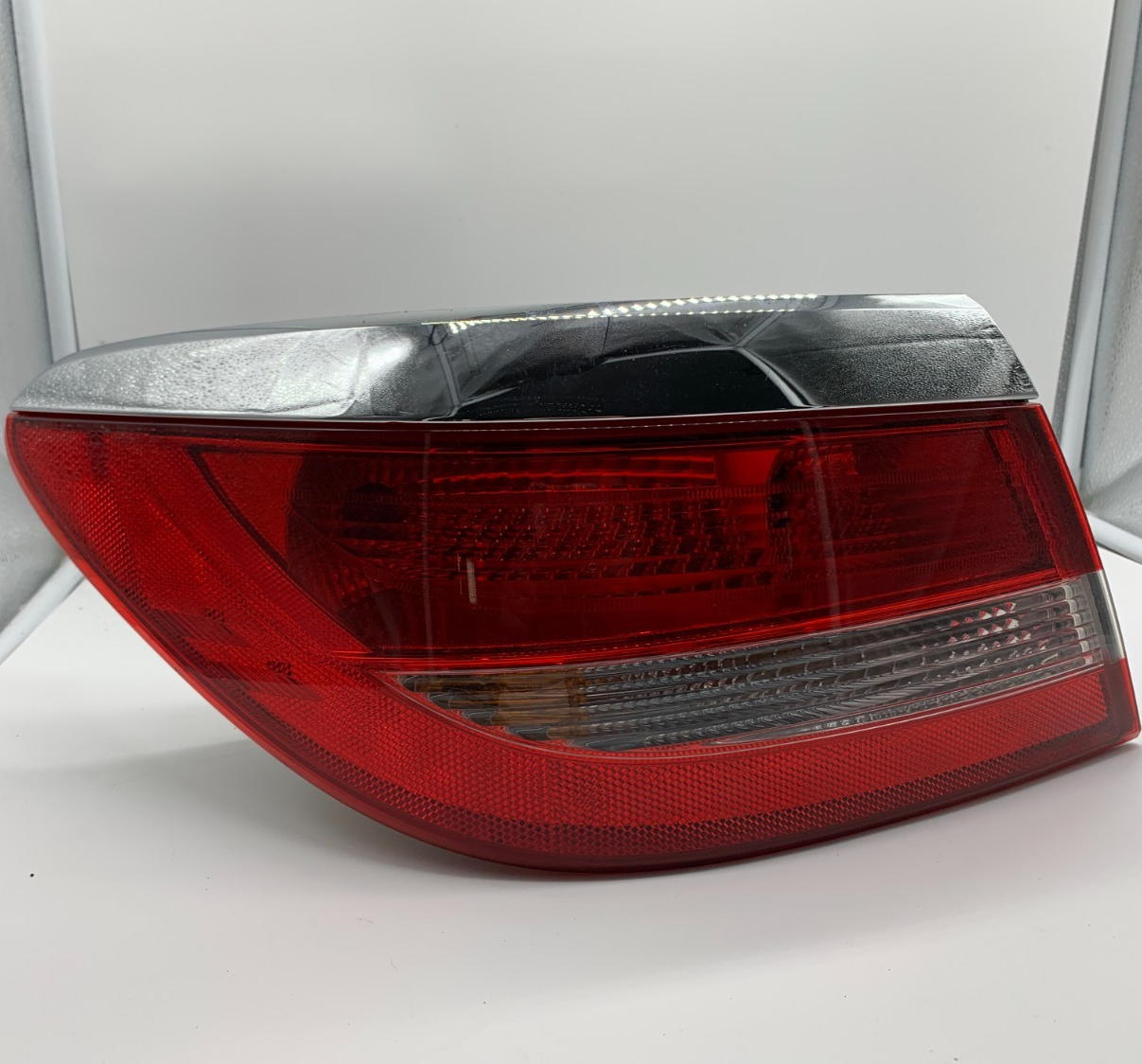 2013-2016 Buick Verano Driver Side Tail Light Taillight OEM B04B09001